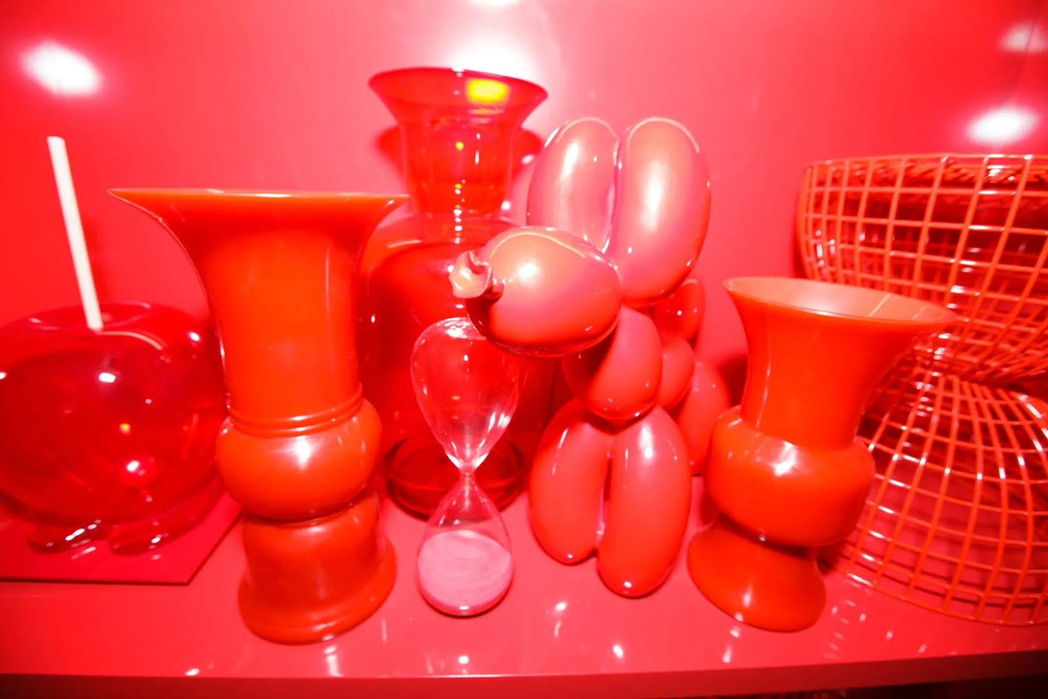 Restaurant/places to eat in Virgin Hotels Chicago