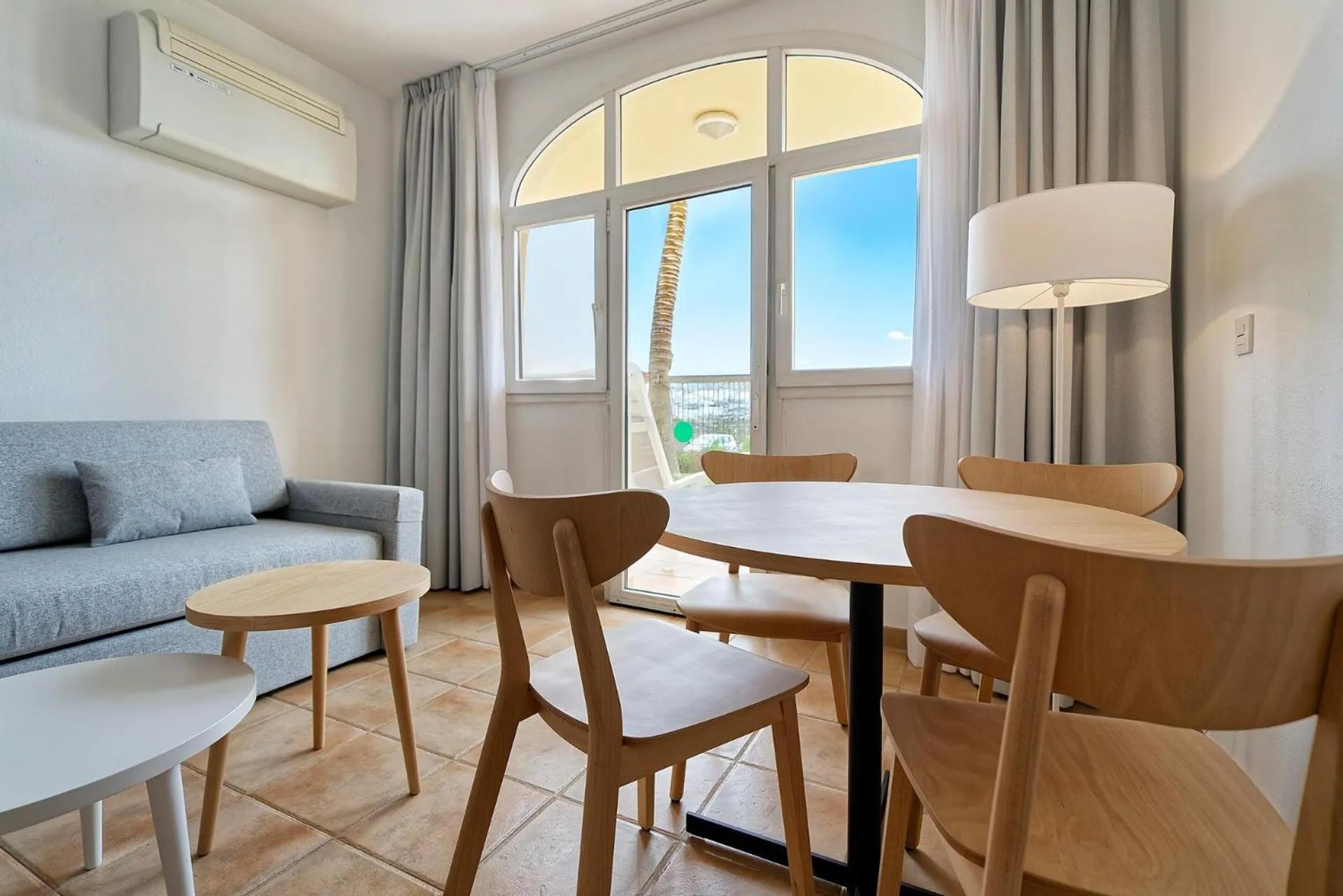 Photo of the whole room in Sport Hotel Monte Feliz - powered by Playitas