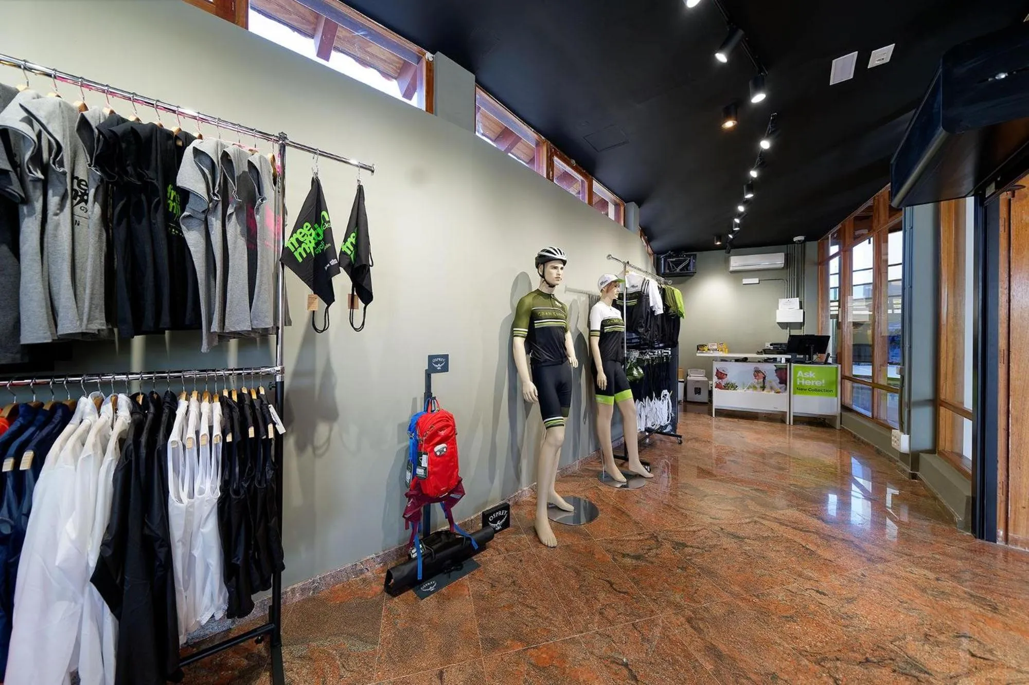 Shopping Area in Sport Hotel Monte Feliz - powered by Playitas