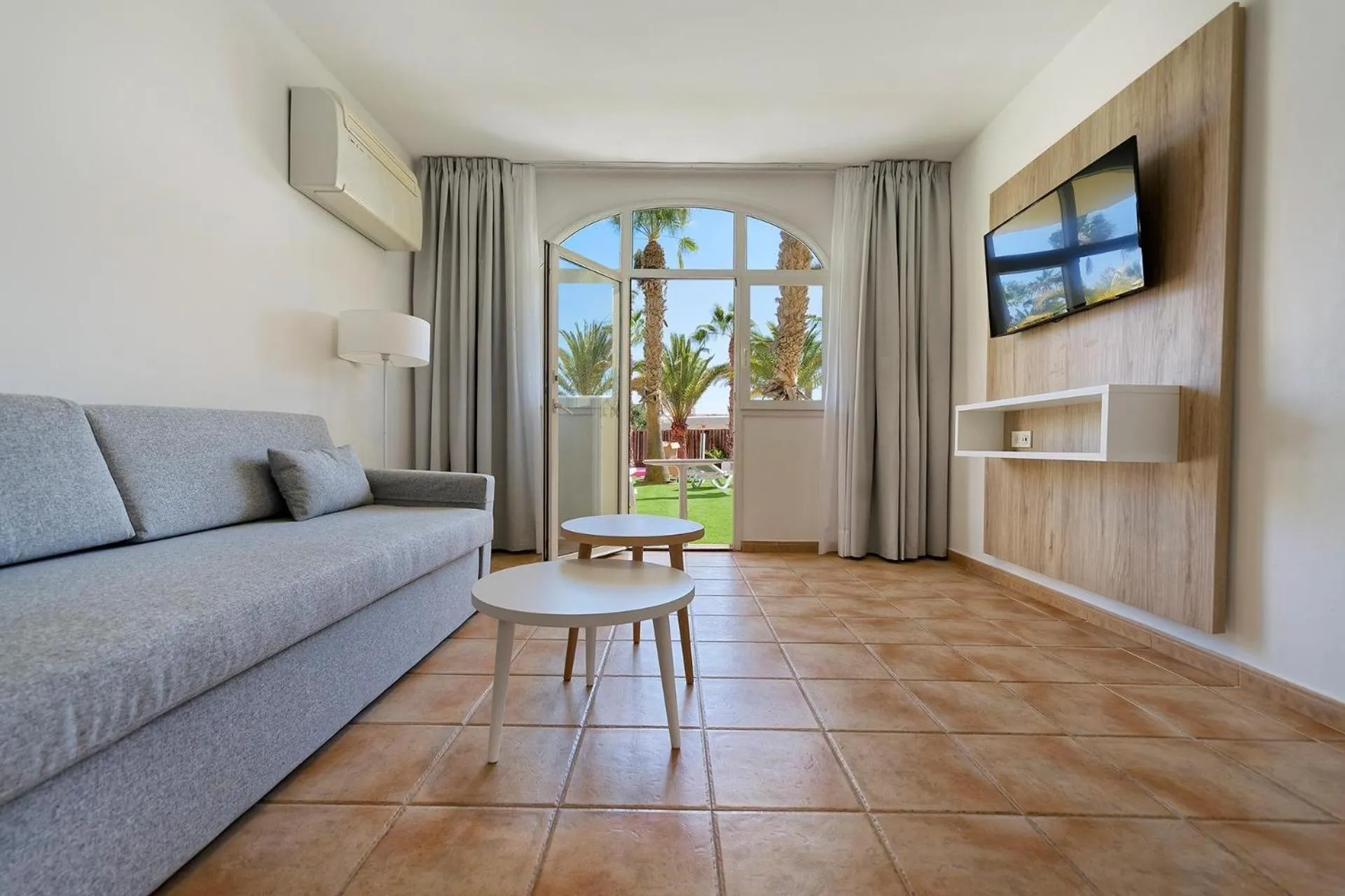 Photo of the whole room in Sport Hotel Monte Feliz - powered by Playitas