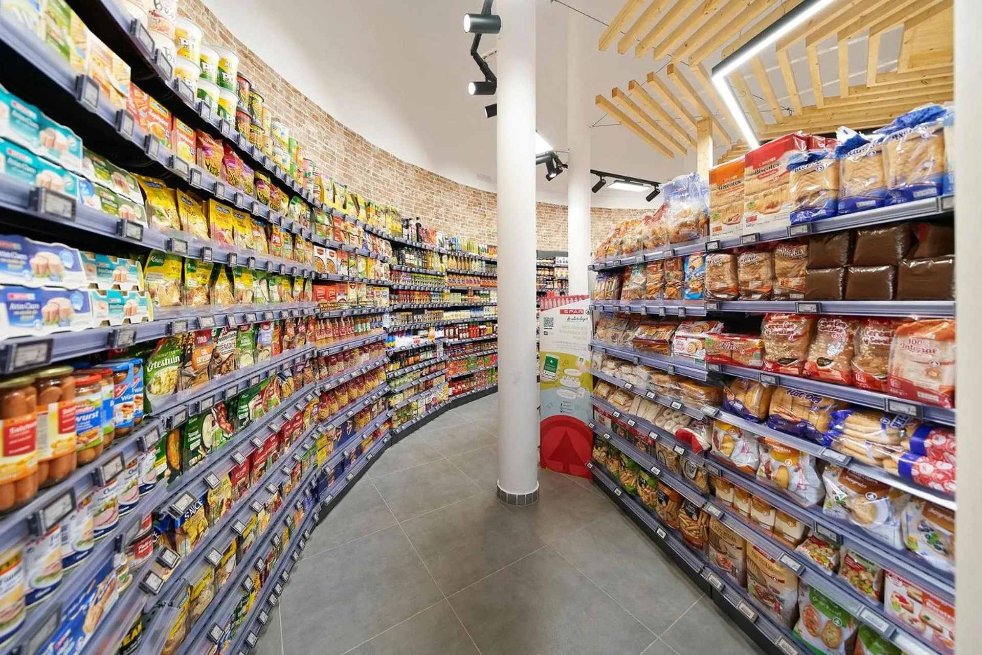 Shopping Area in Sport Hotel Monte Feliz - powered by Playitas