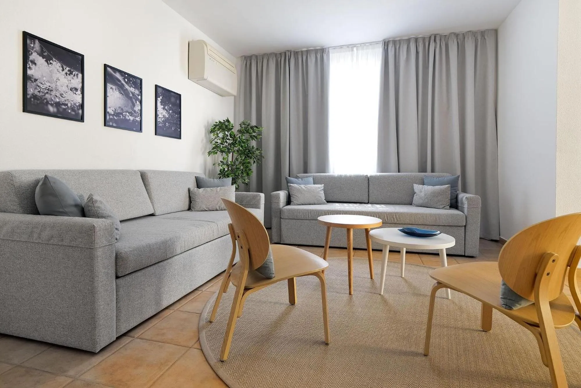 Photo of the whole room in Sport Hotel Monte Feliz - powered by Playitas