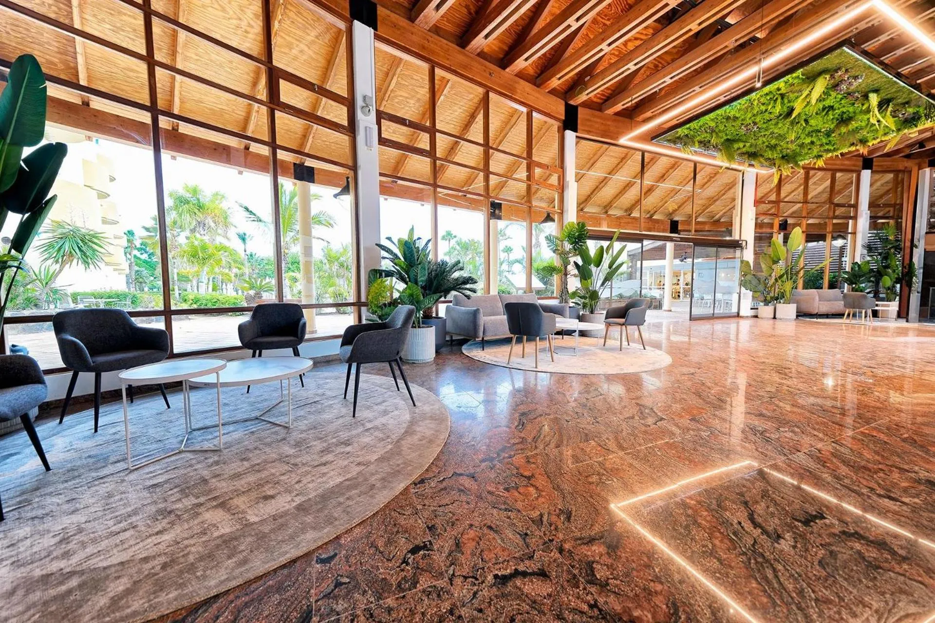 Lobby or reception in Sport Hotel Monte Feliz - powered by Playitas