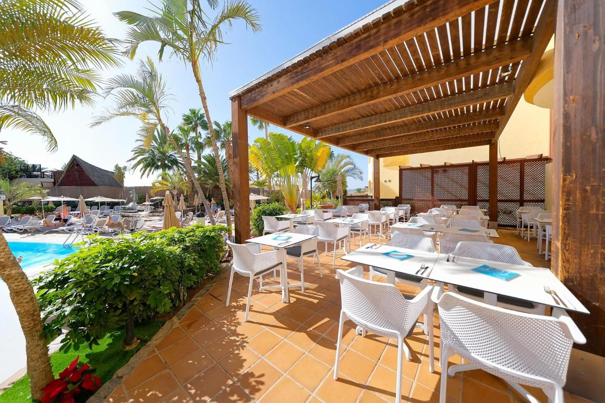 Balcony/Terrace in Sport Hotel Monte Feliz - powered by Playitas