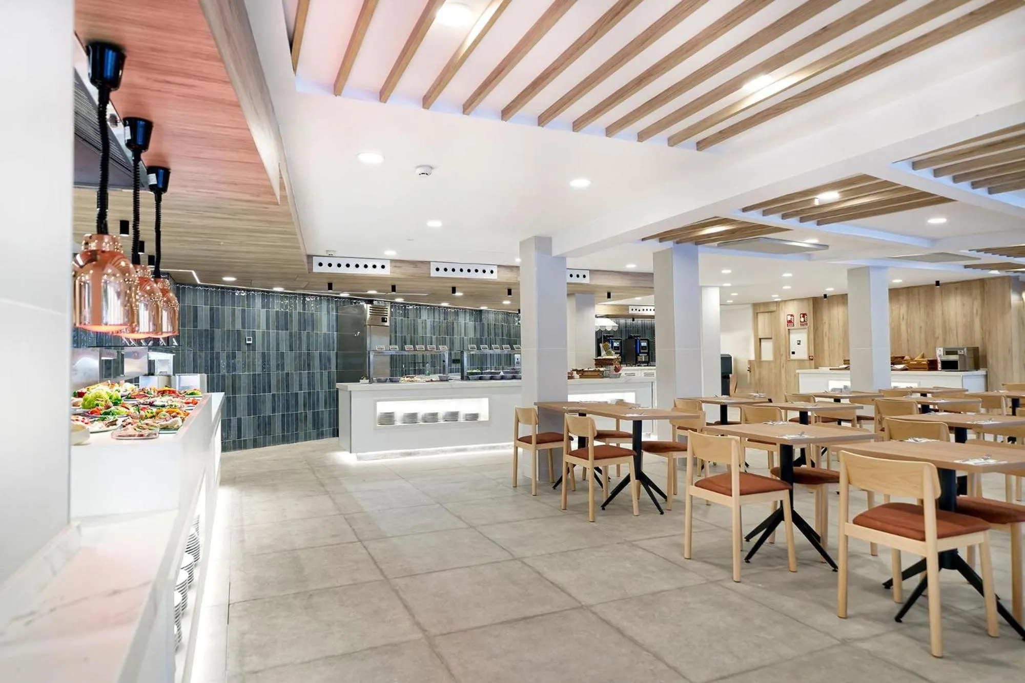 Lobby or reception in Sport Hotel Monte Feliz - powered by Playitas