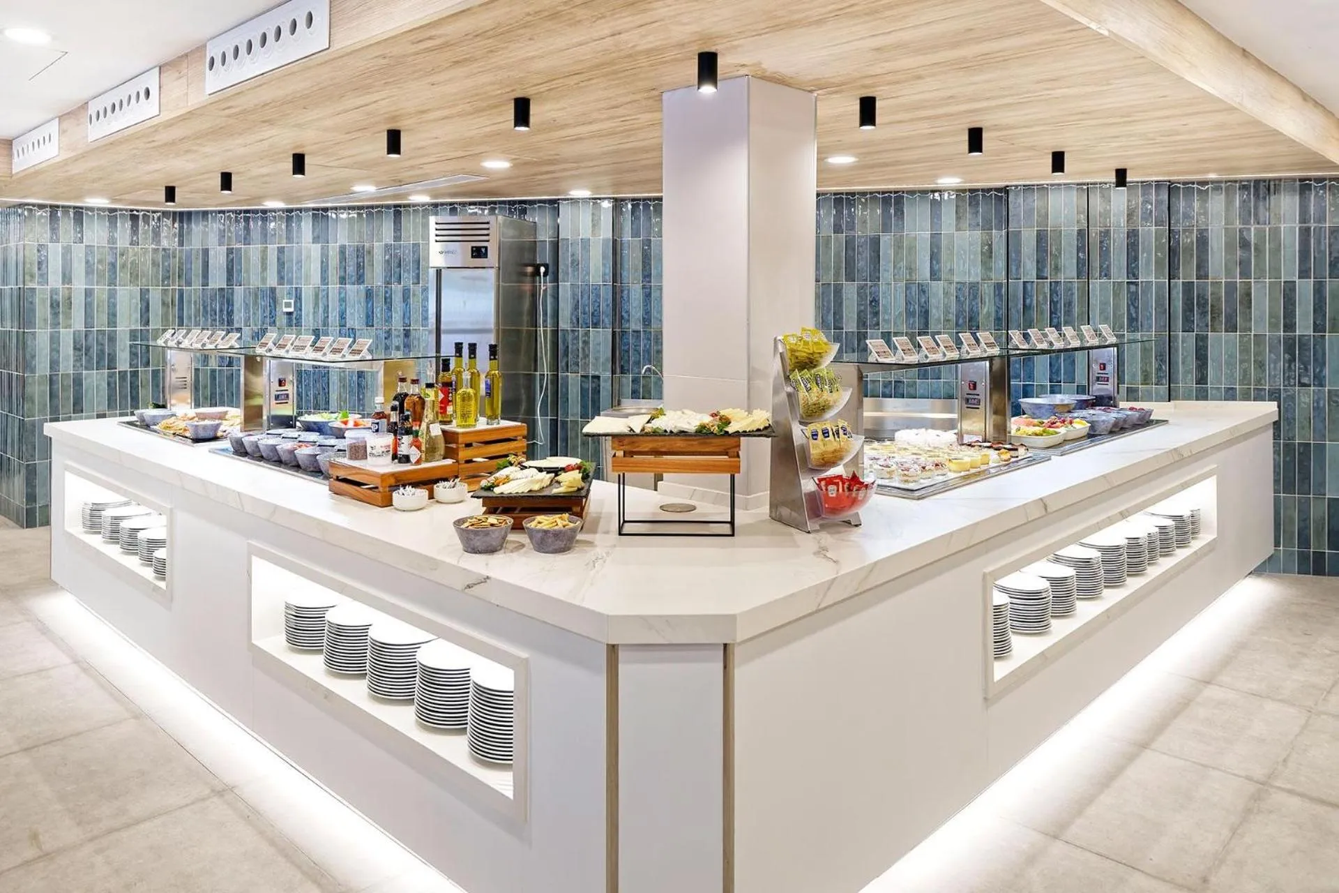 Restaurant/places to eat in Sport Hotel Monte Feliz - powered by Playitas