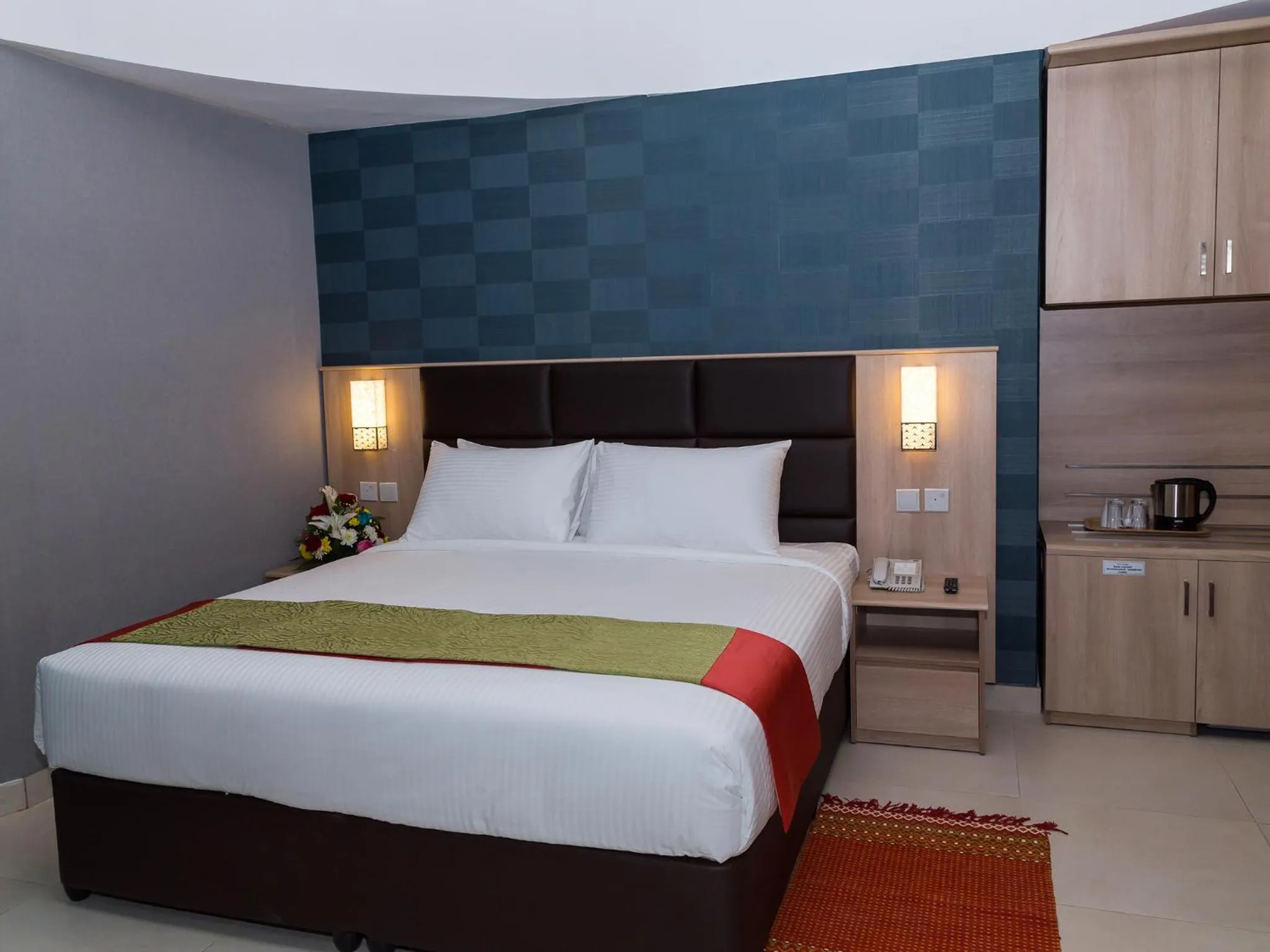 Bedroom, Bed in Florida Square Hotel (Previously known Flora Square Hotel)