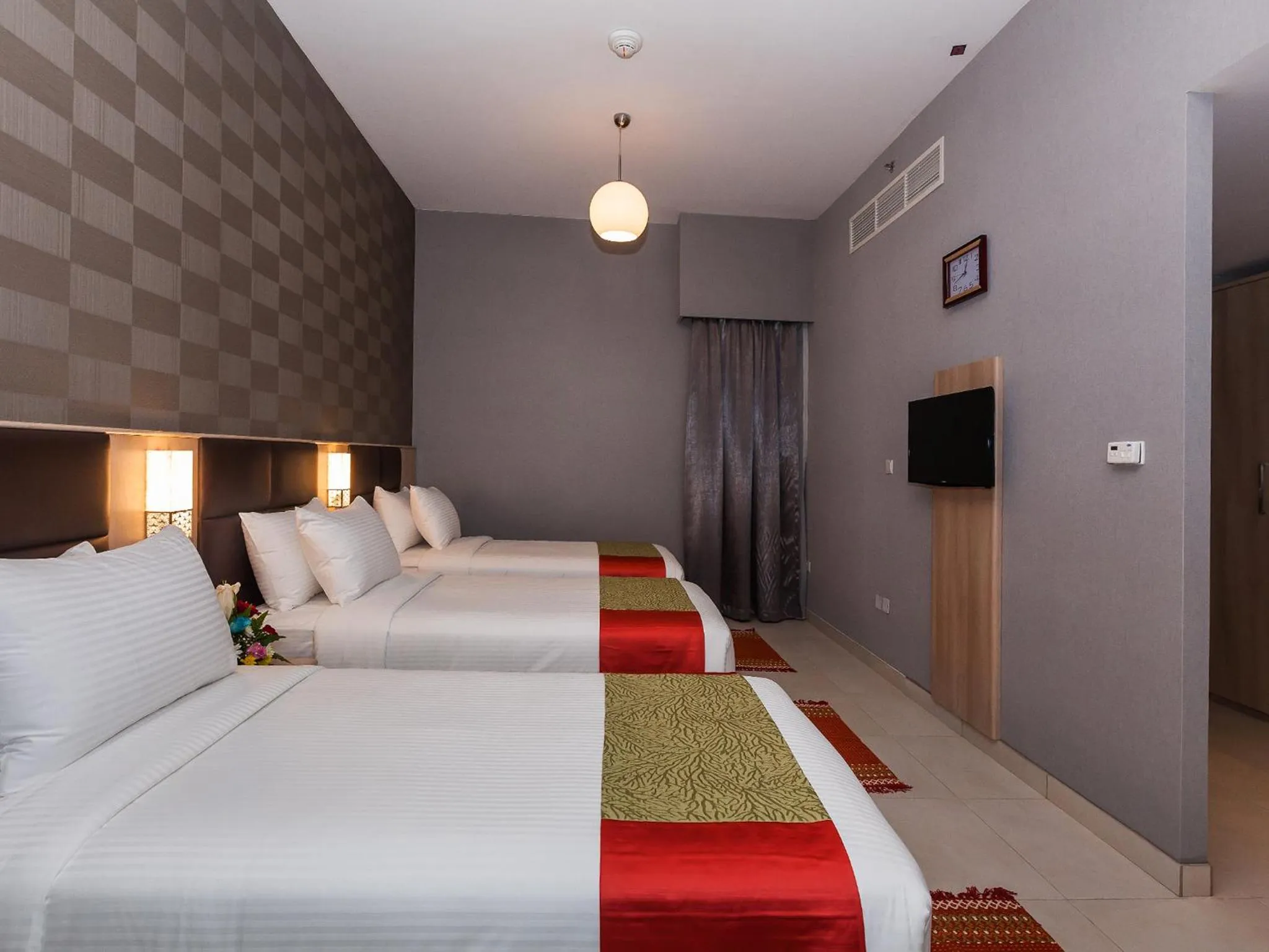 Bedroom, Bed in Florida Square Hotel (Previously known Flora Square Hotel)