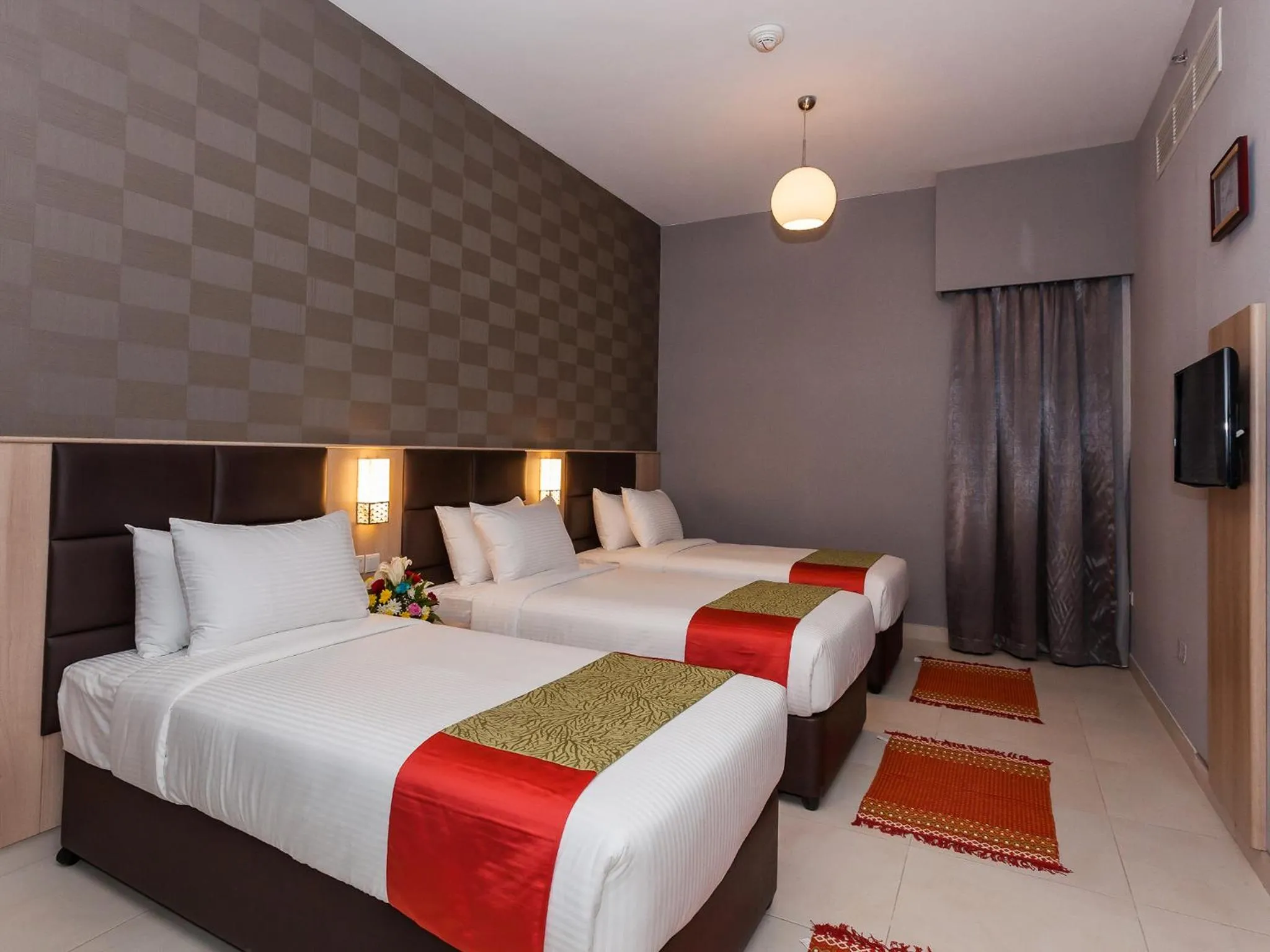 Bedroom, Bed in Florida Square Hotel (Previously known Flora Square Hotel)