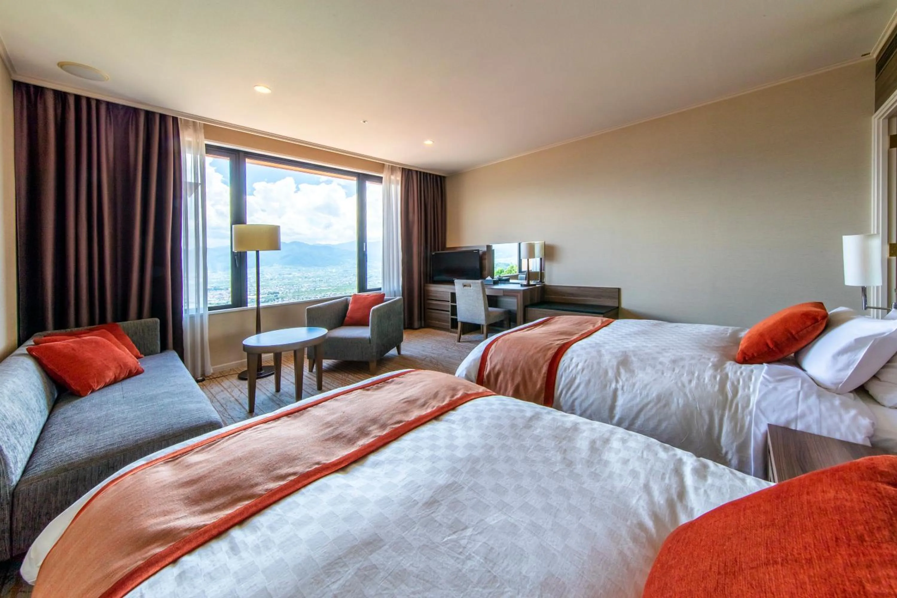 Bedroom, Bed in Fruit Park Fujiya Hotel