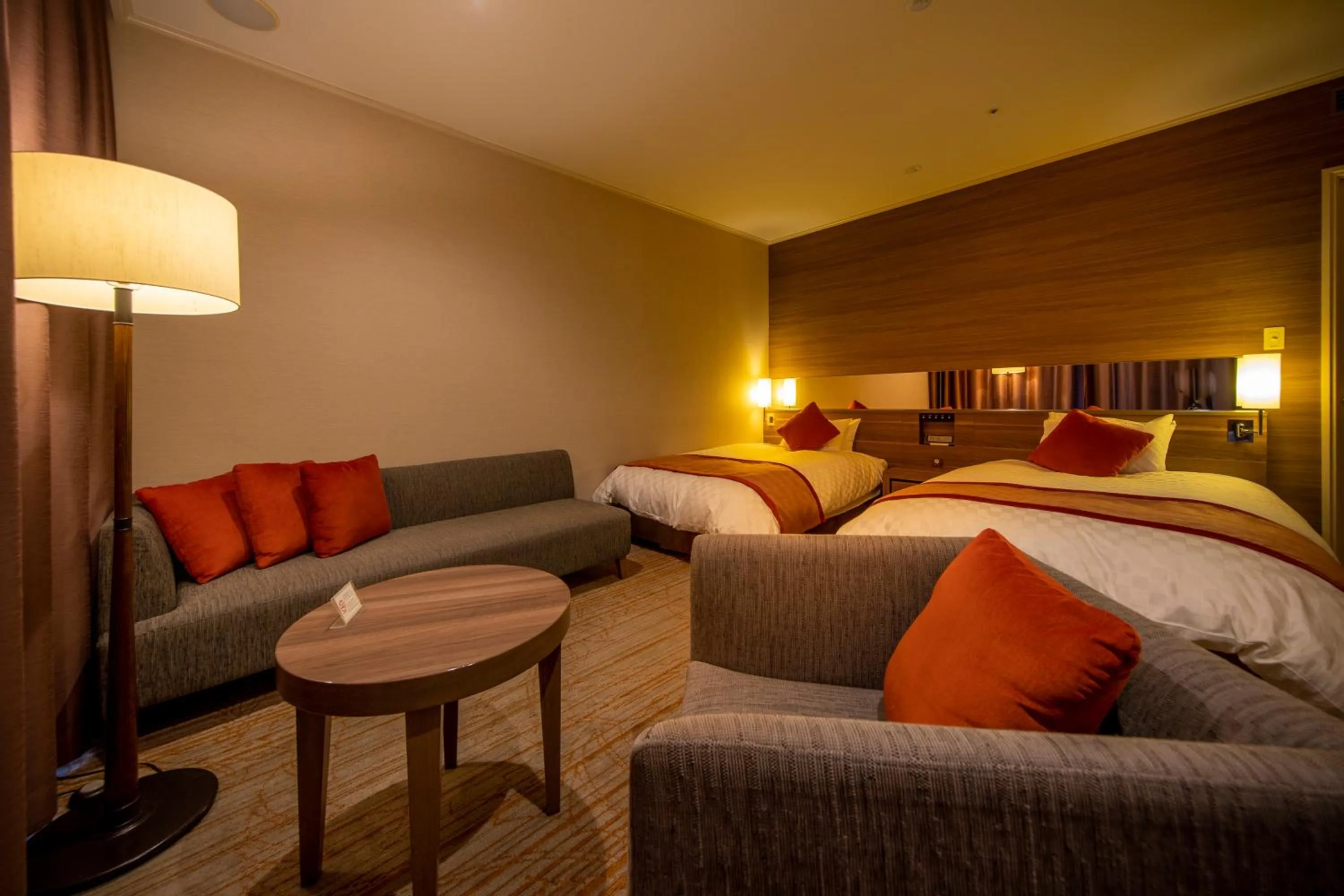 Photo of the whole room, Bed in Fruit Park Fujiya Hotel