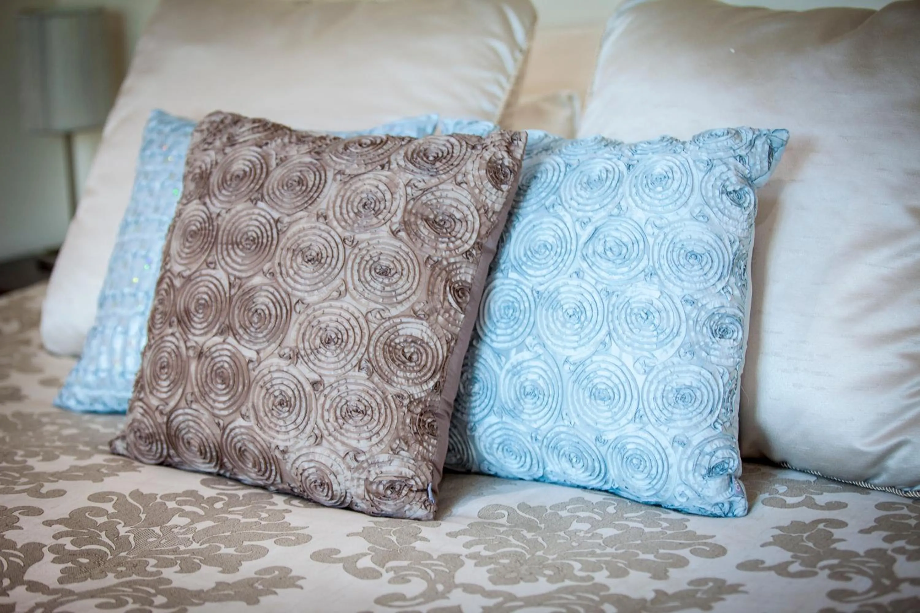 Decorative detail, Bed in Mt Cotton Retreat