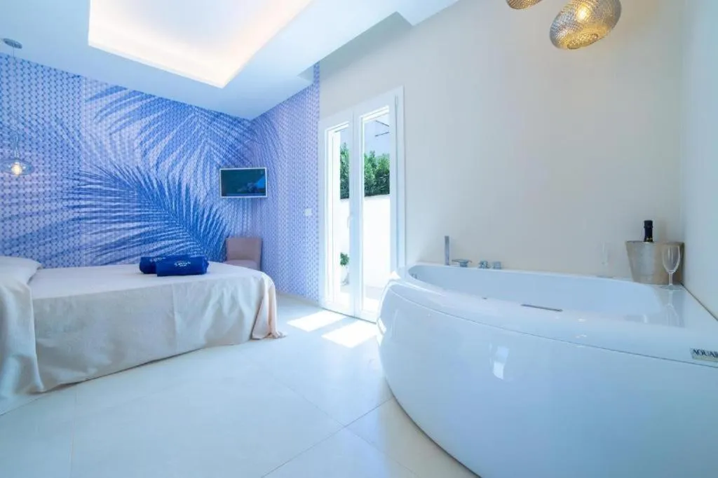 Hot Tub in Le Gemelle Boutique Hotel