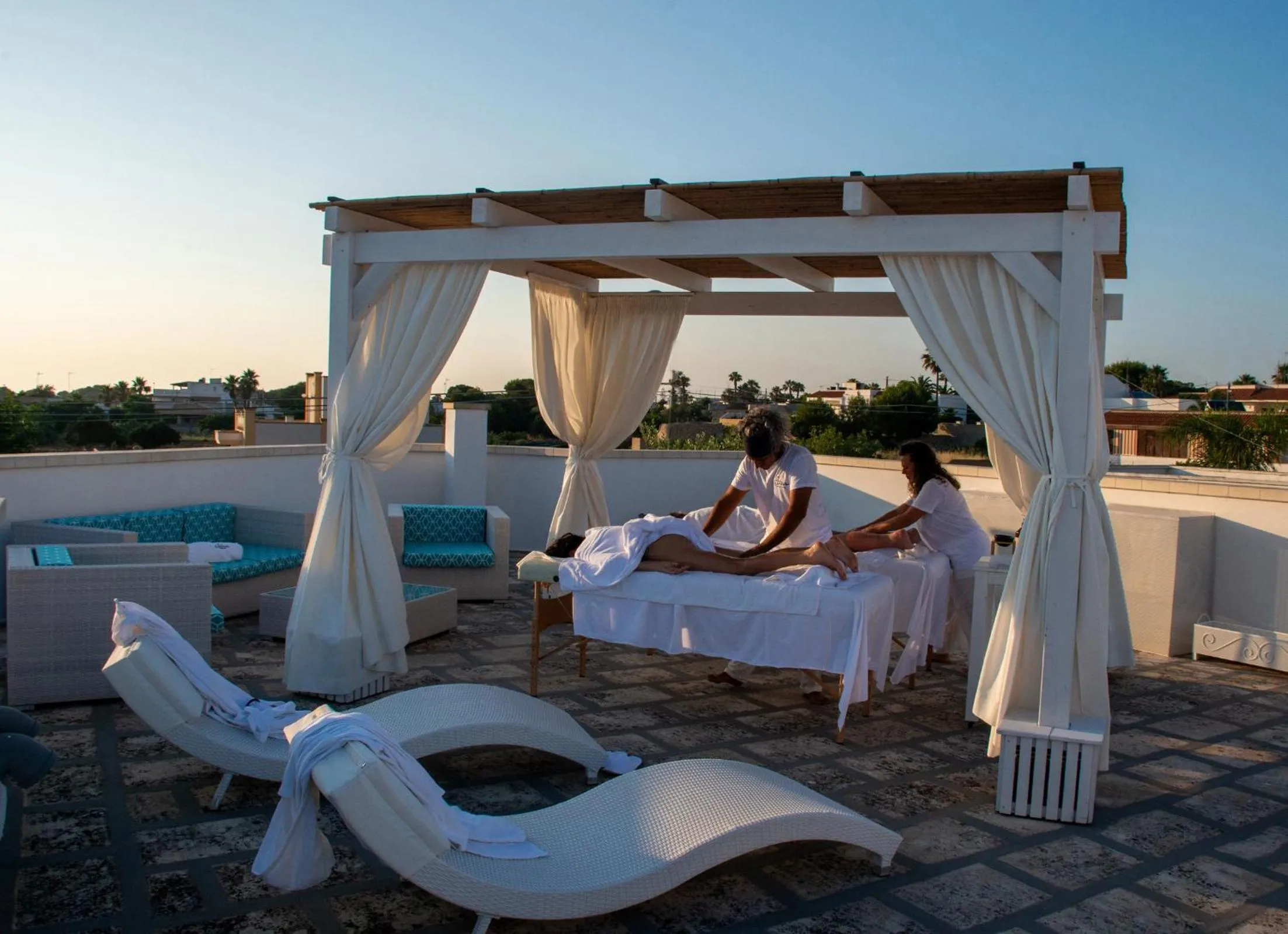 Massage in Le Gemelle Boutique Hotel