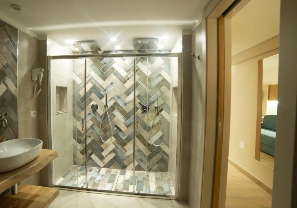 Shower in Le Gemelle Boutique Hotel