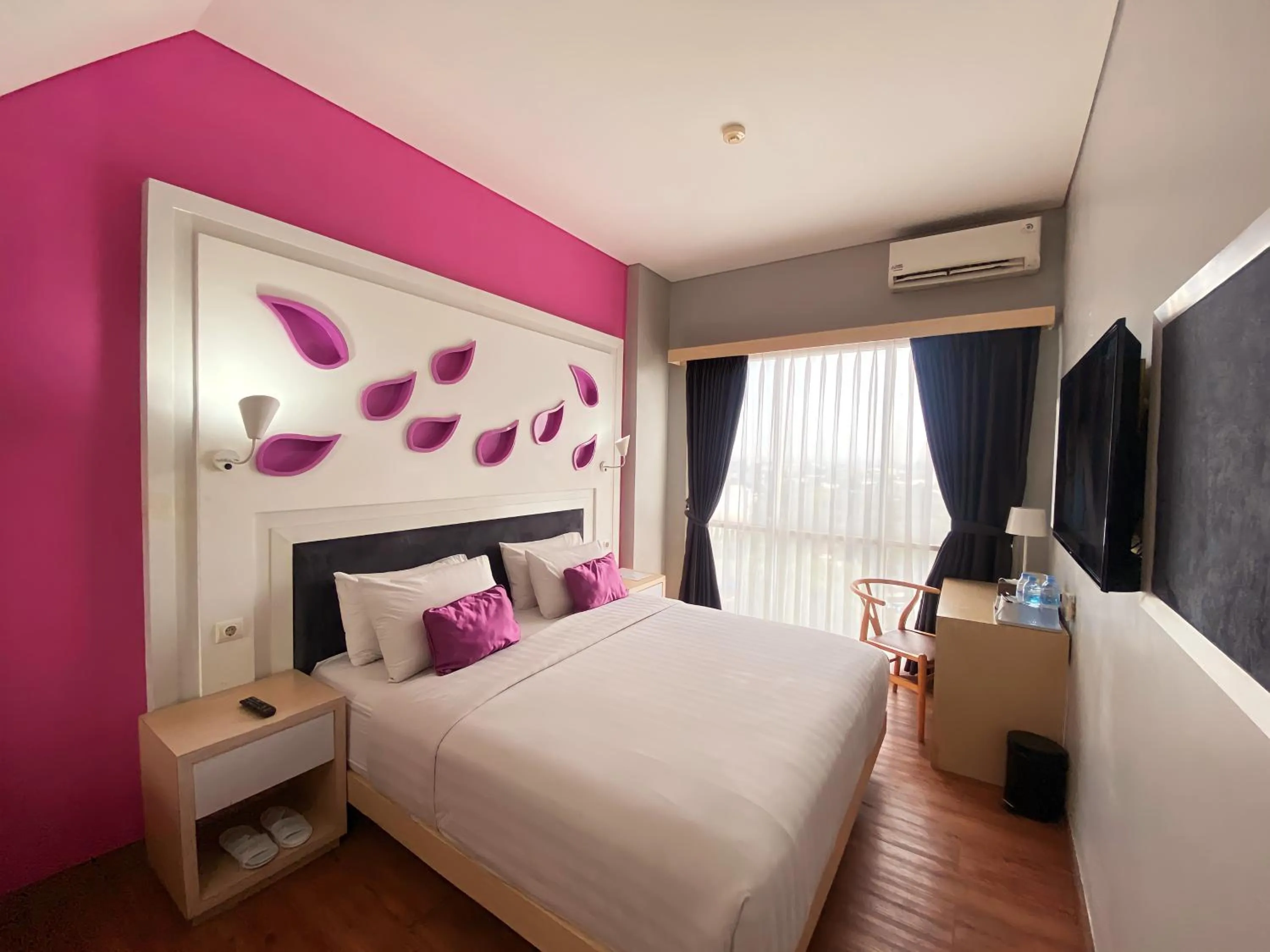 Bedroom, Bed in Shakti Hotel Bandung