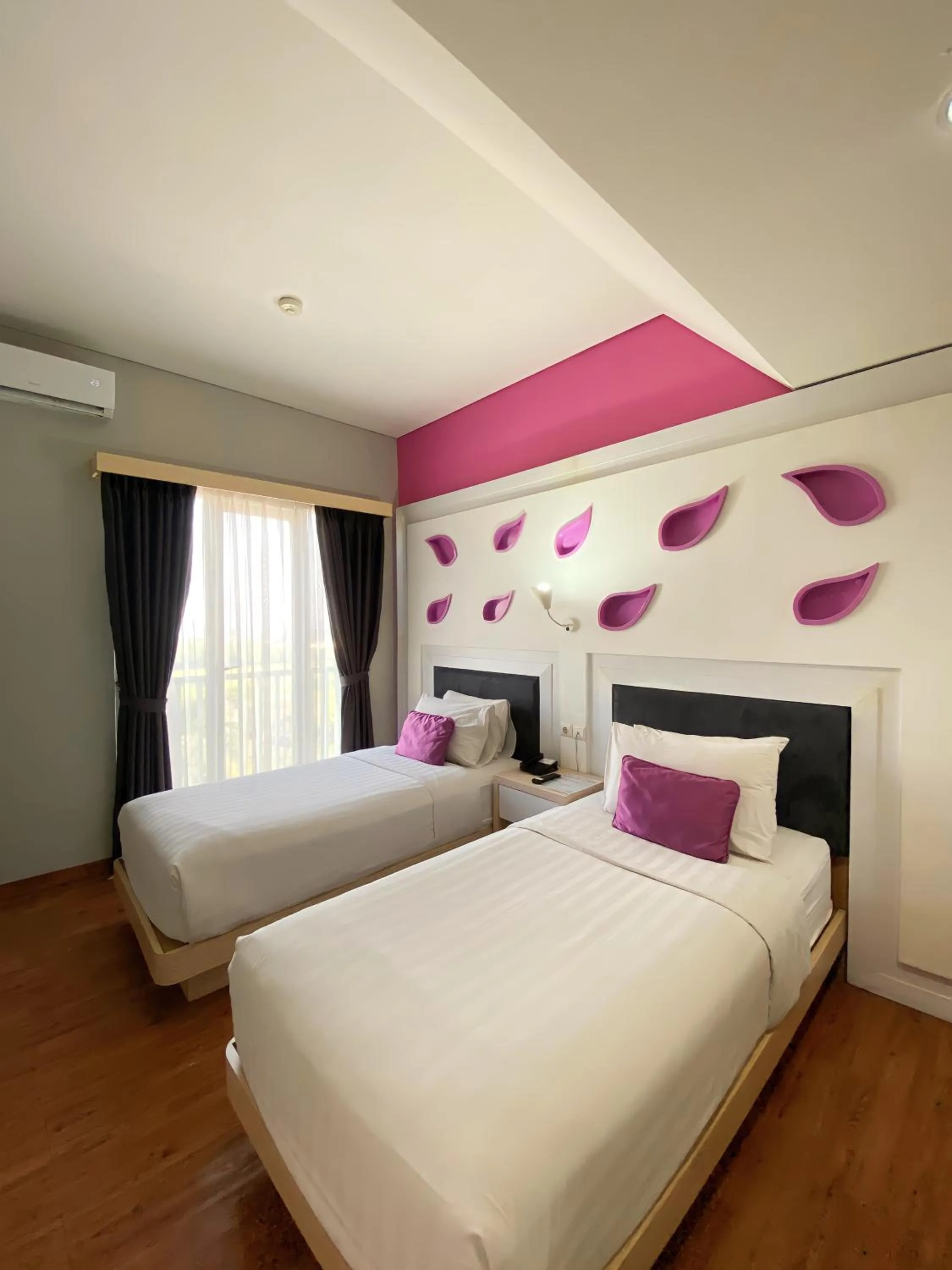 Bedroom, Bed in Shakti Hotel Bandung