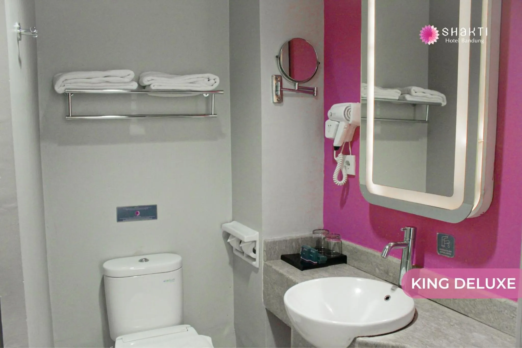Bathroom in Shakti Hotel Bandung