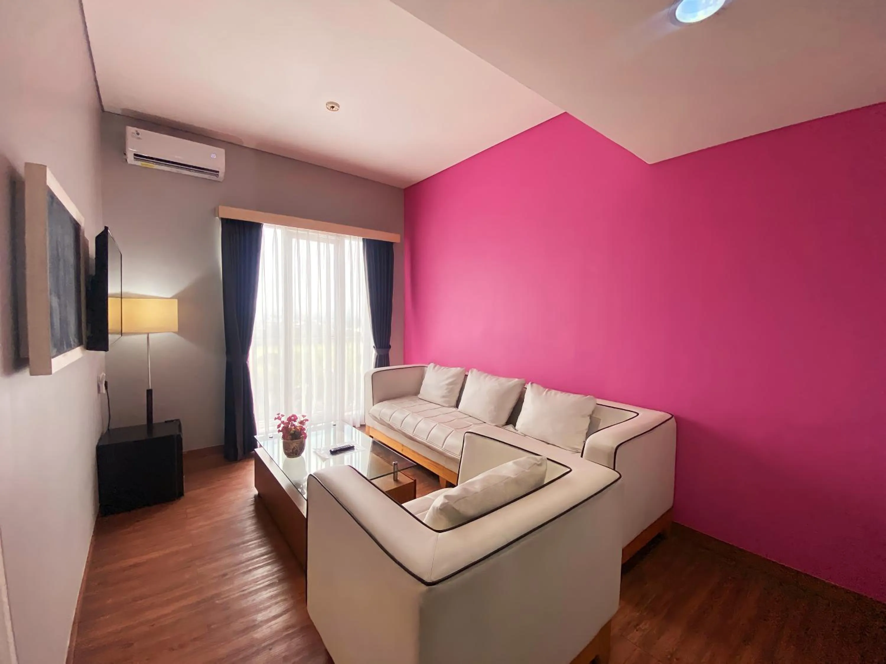 Living room in Shakti Hotel Bandung