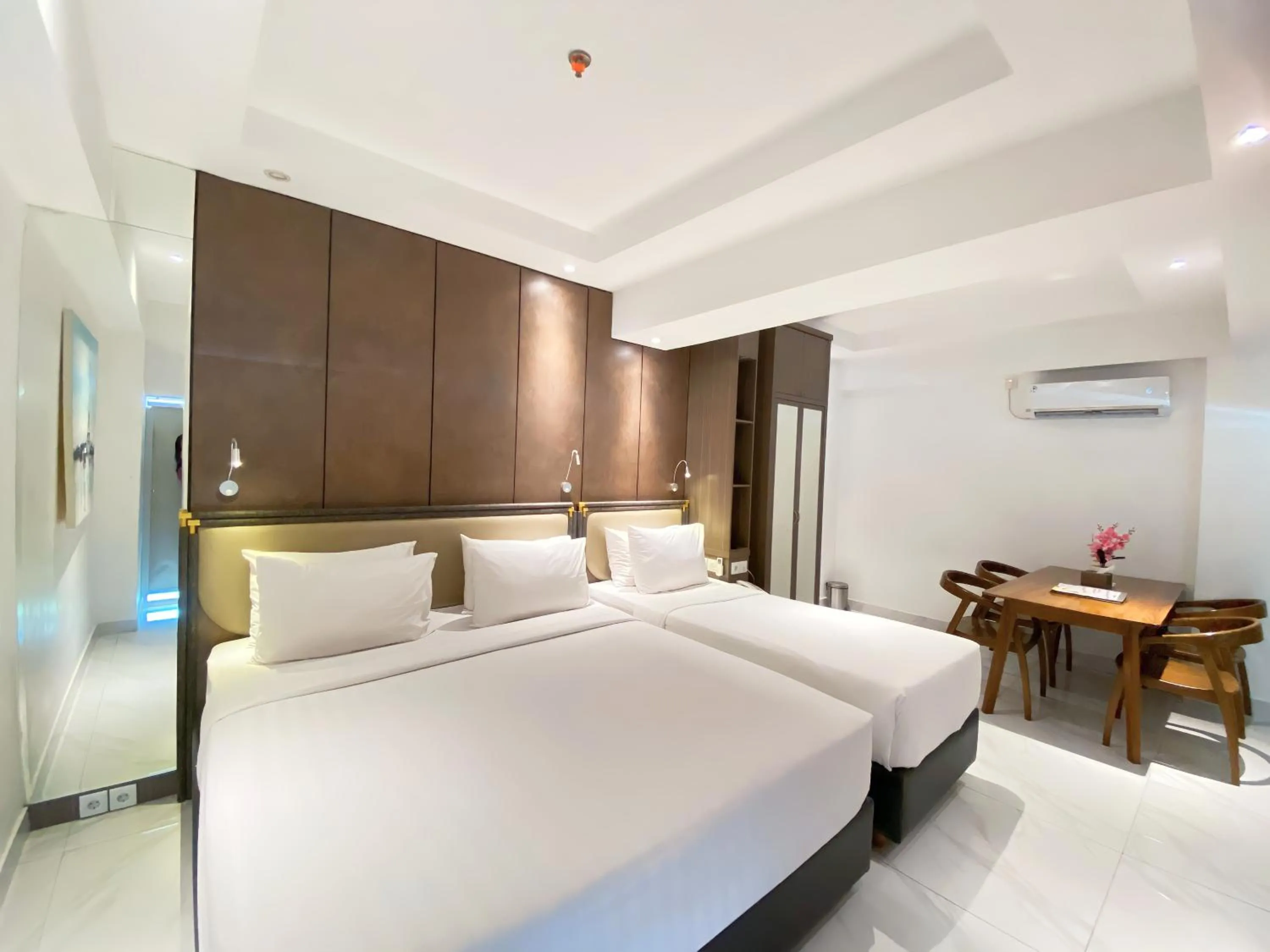 Bedroom, Bed in Shakti Hotel Bandung