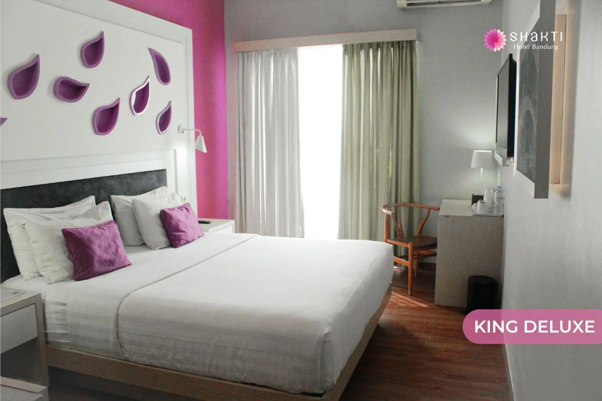 Bedroom, Bed in Shakti Hotel Bandung