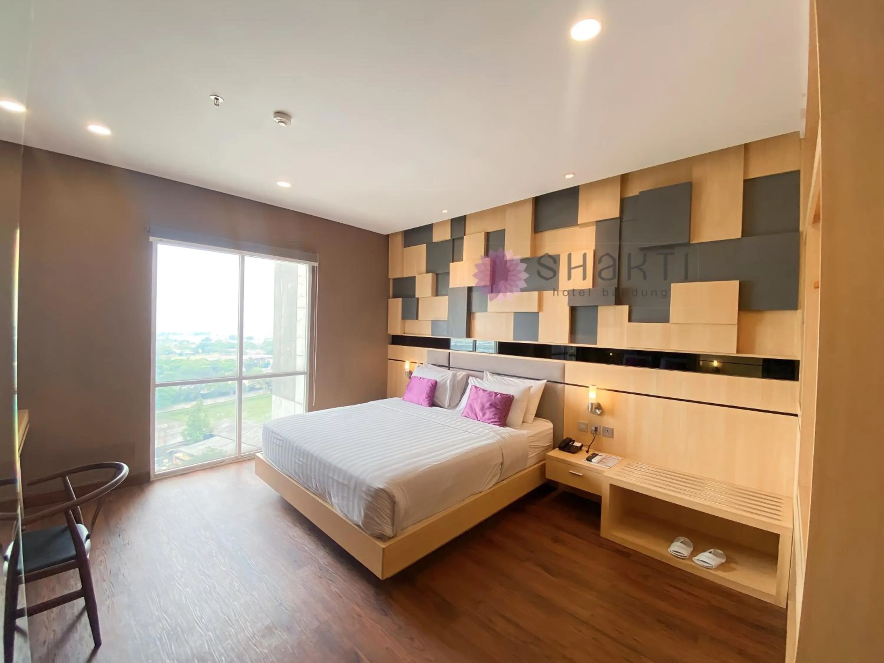 Bed in Shakti Hotel Bandung