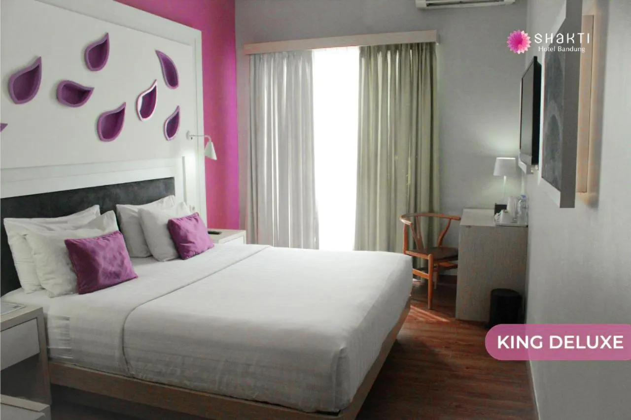 Bedroom, Bed in Shakti Hotel Bandung