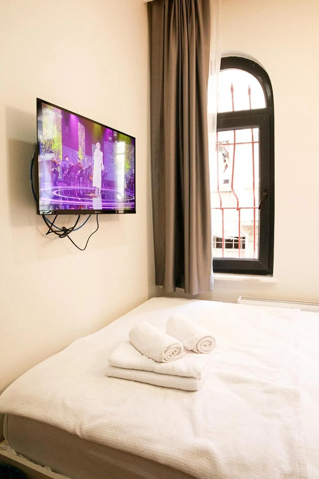 Bed in Beans House Suite 8-26