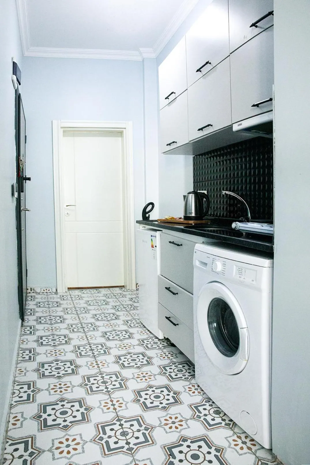 Kitchen or kitchenette in Beans House Suite 8-26