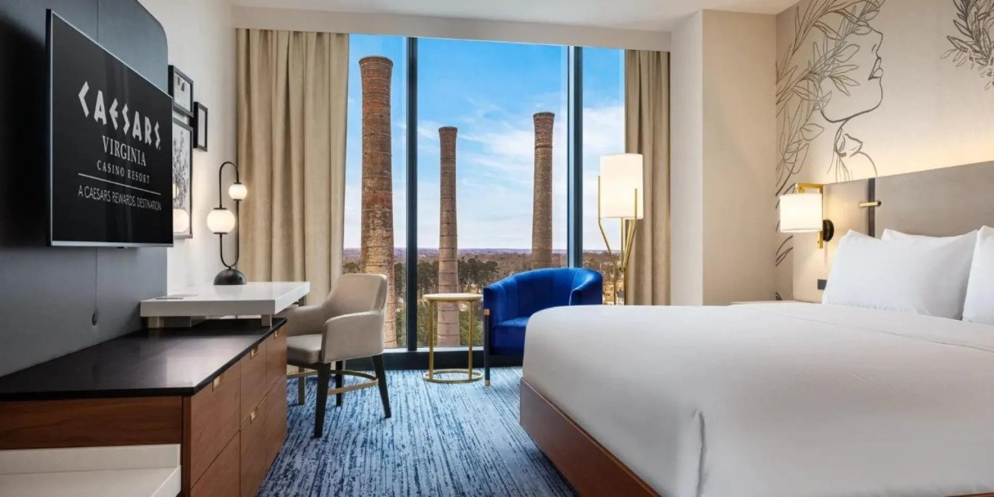 Photo of the whole room, Bed in Caesars Virginia, A Caesars Destination