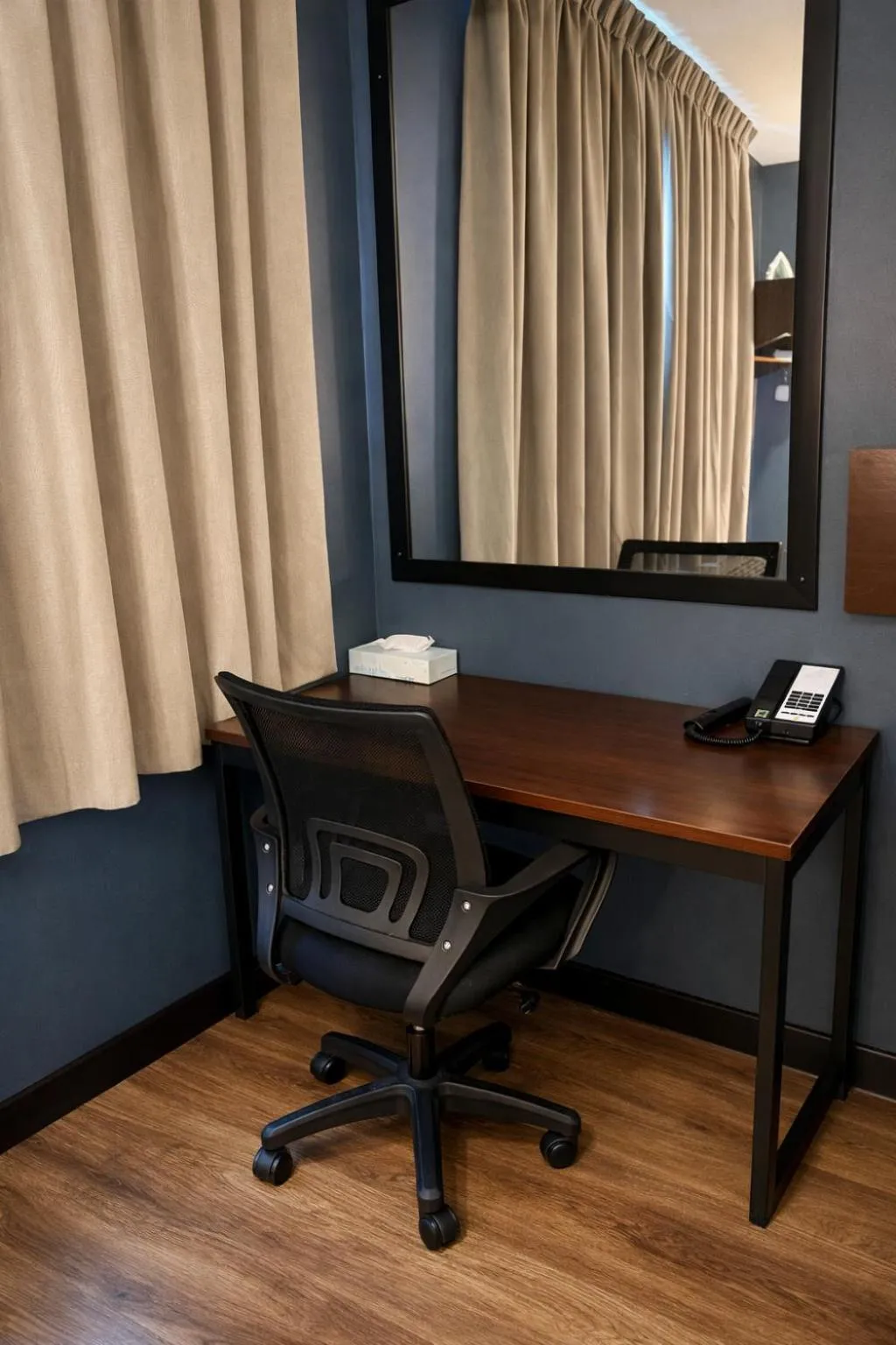 Hotel Mirage Brooklyn