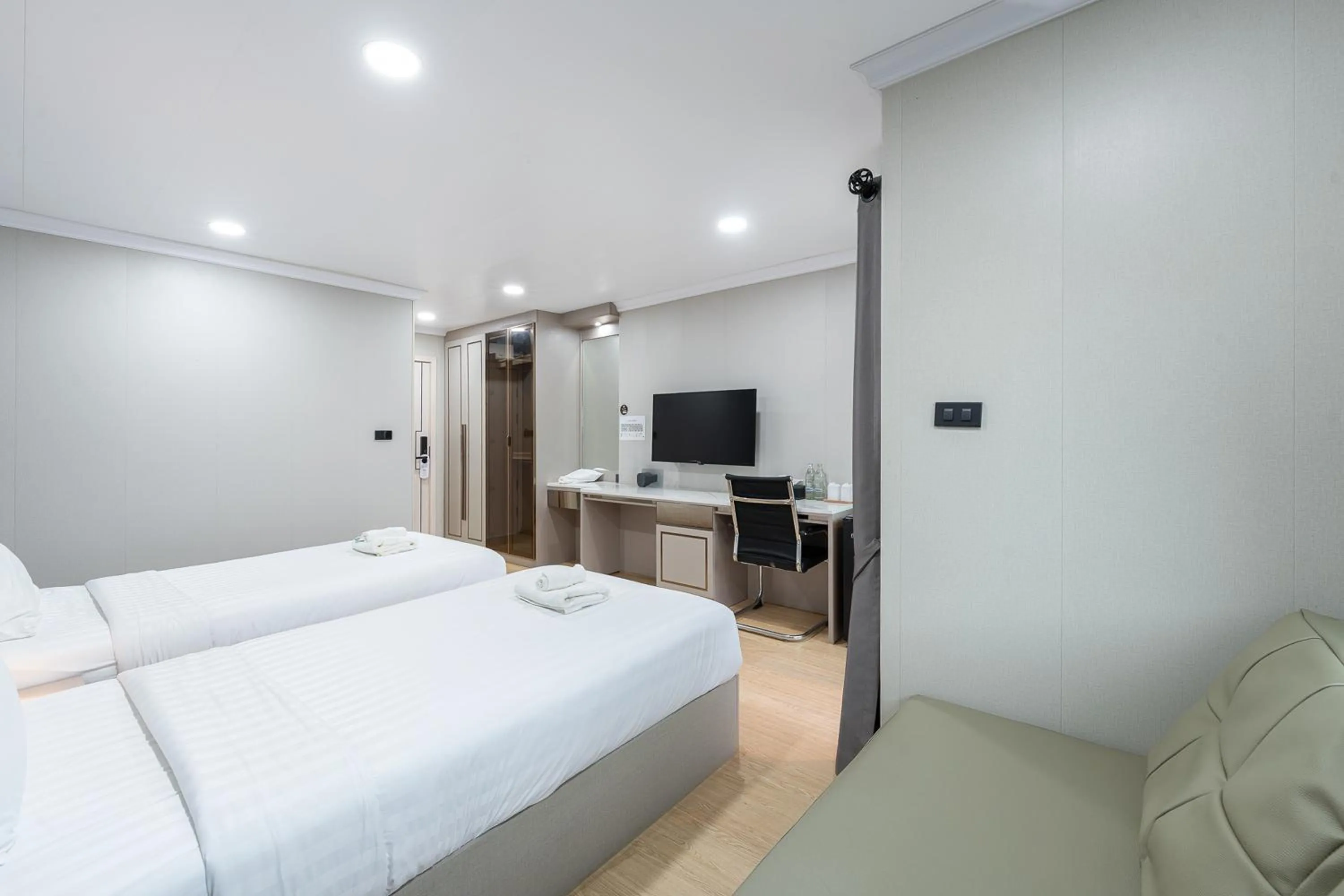 Bedroom, Bed in TJ 4711 Residence