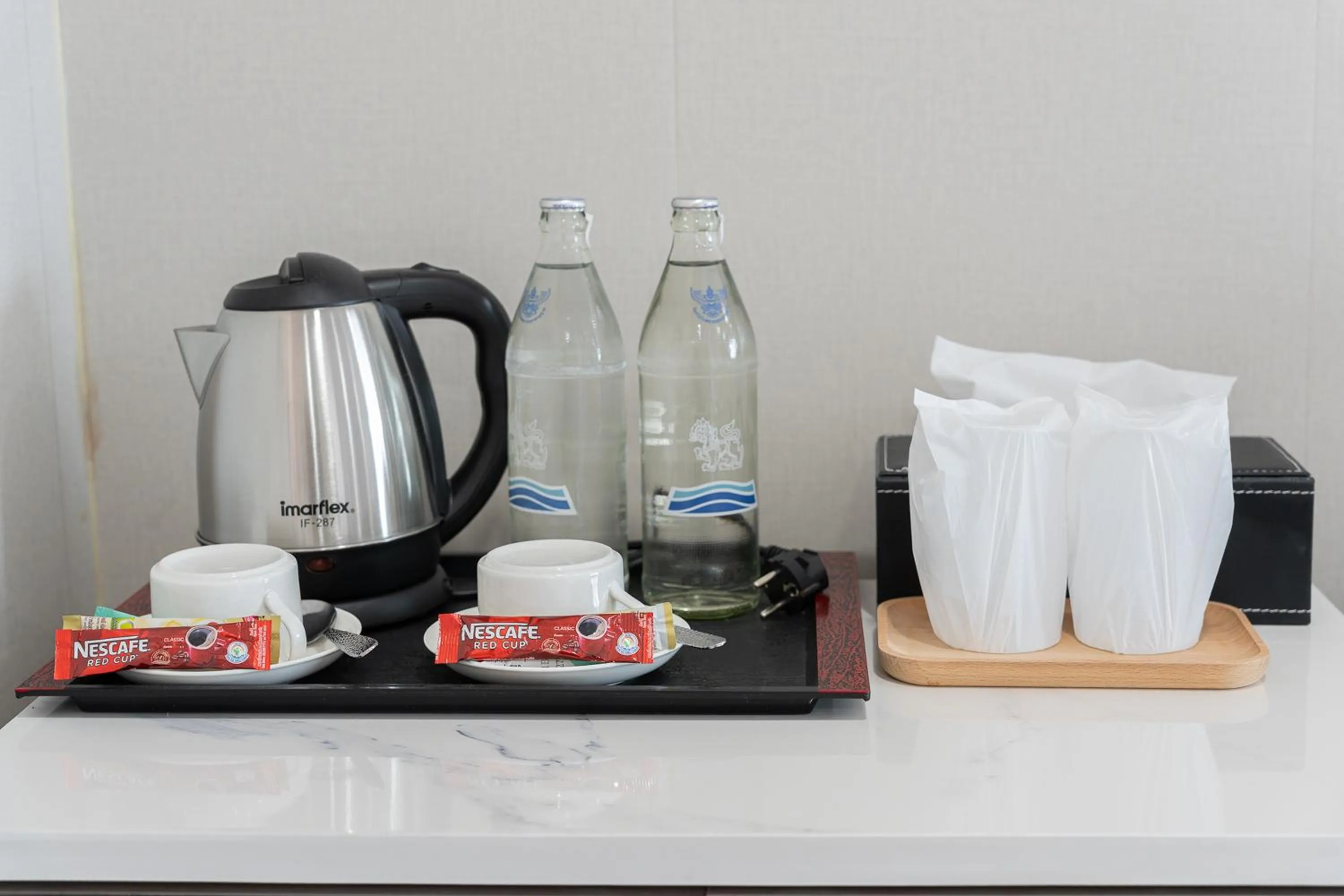 Coffee/tea facilities in TJ 4711 Residence