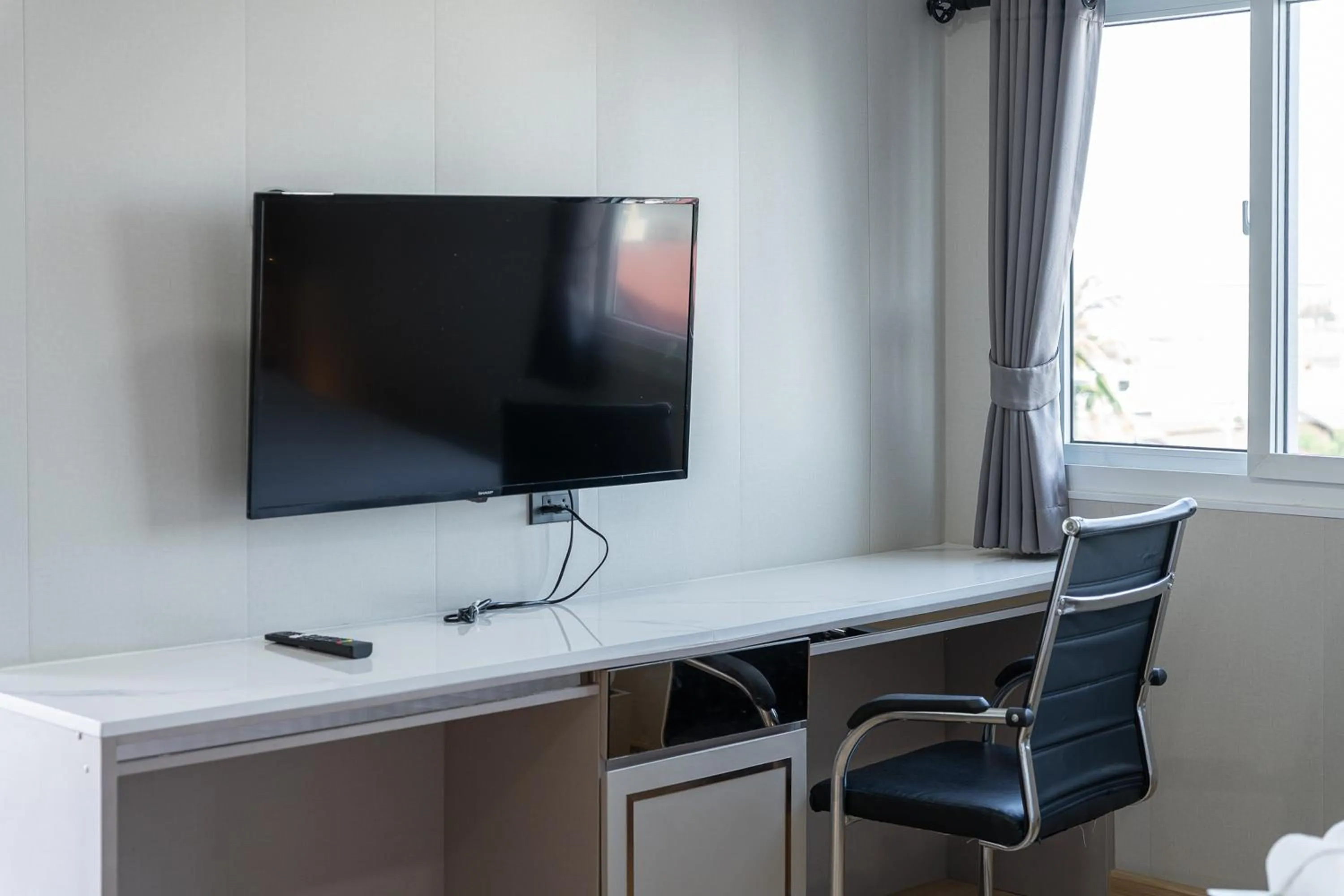 TV and multimedia in TJ 4711 Residence