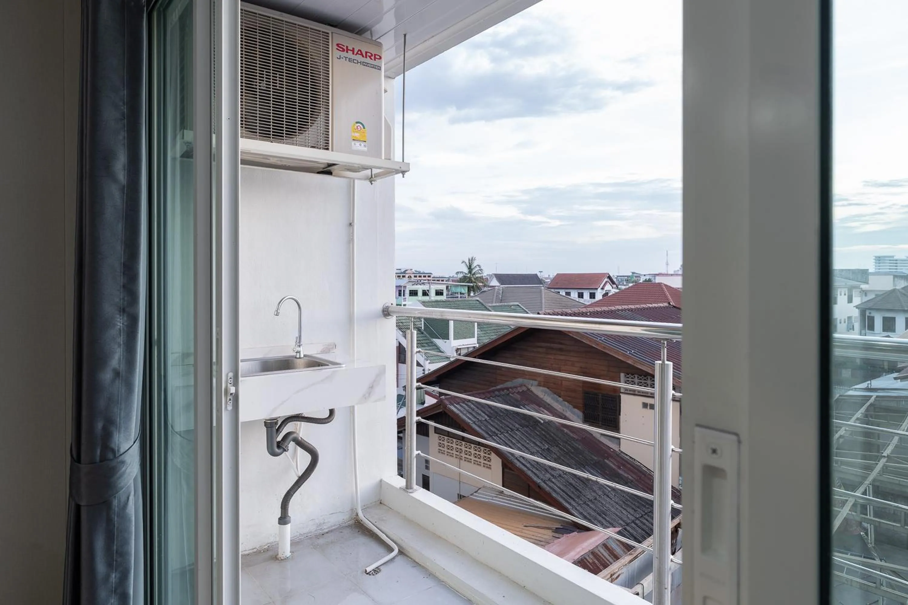 Balcony/Terrace in TJ 4711 Residence