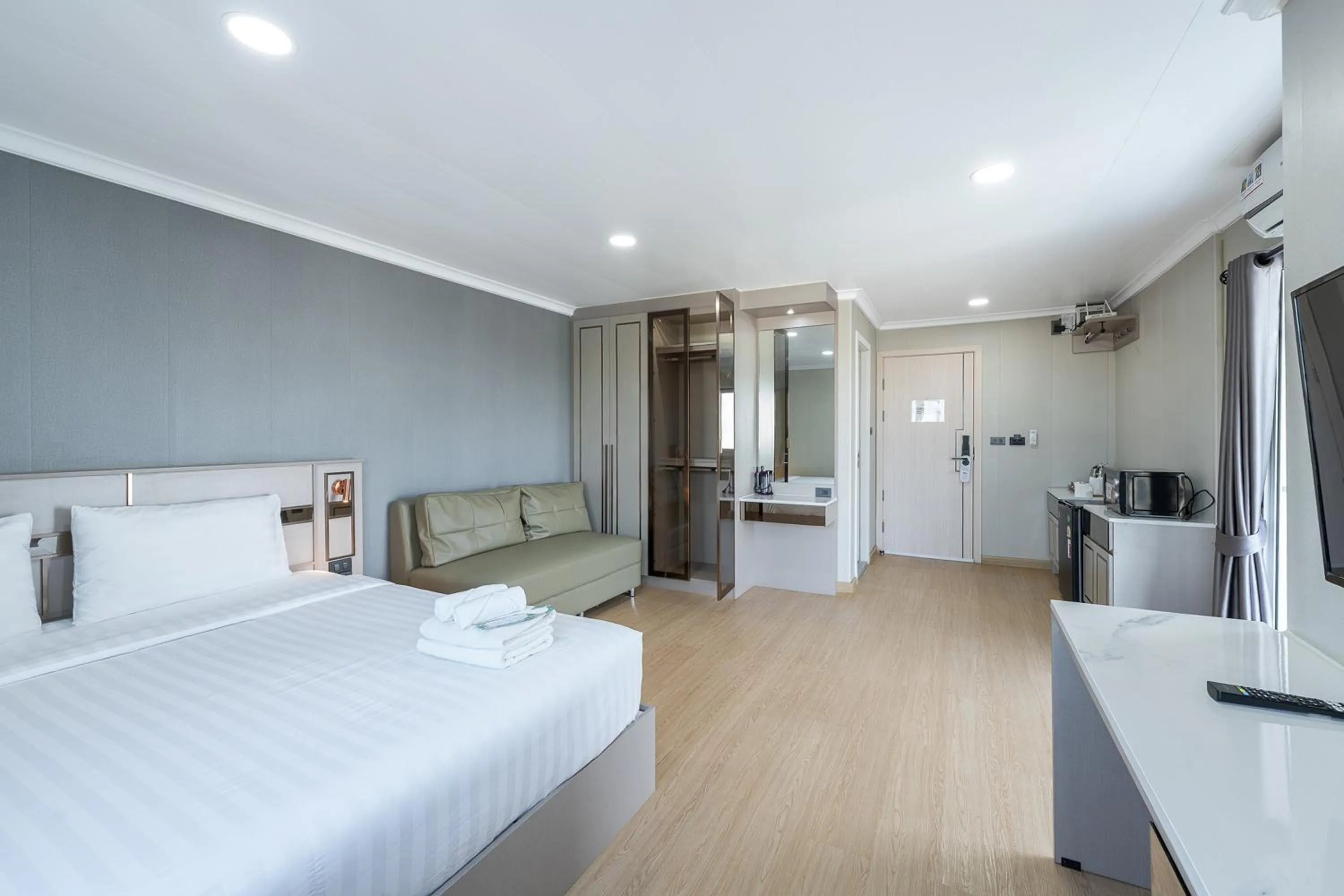 Bedroom, Bed in TJ 4711 Residence