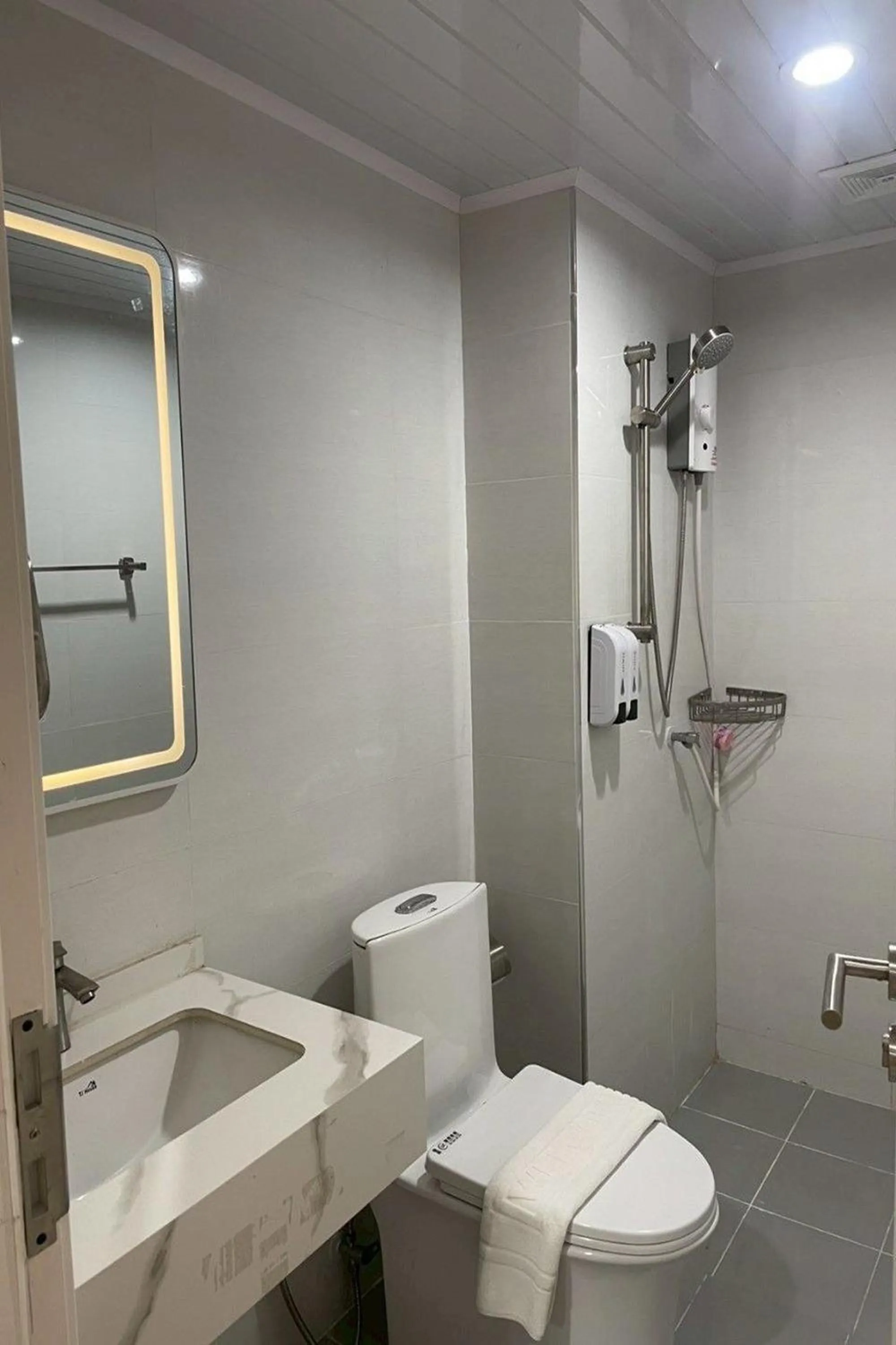 Bathroom in TJ 4711 Residence