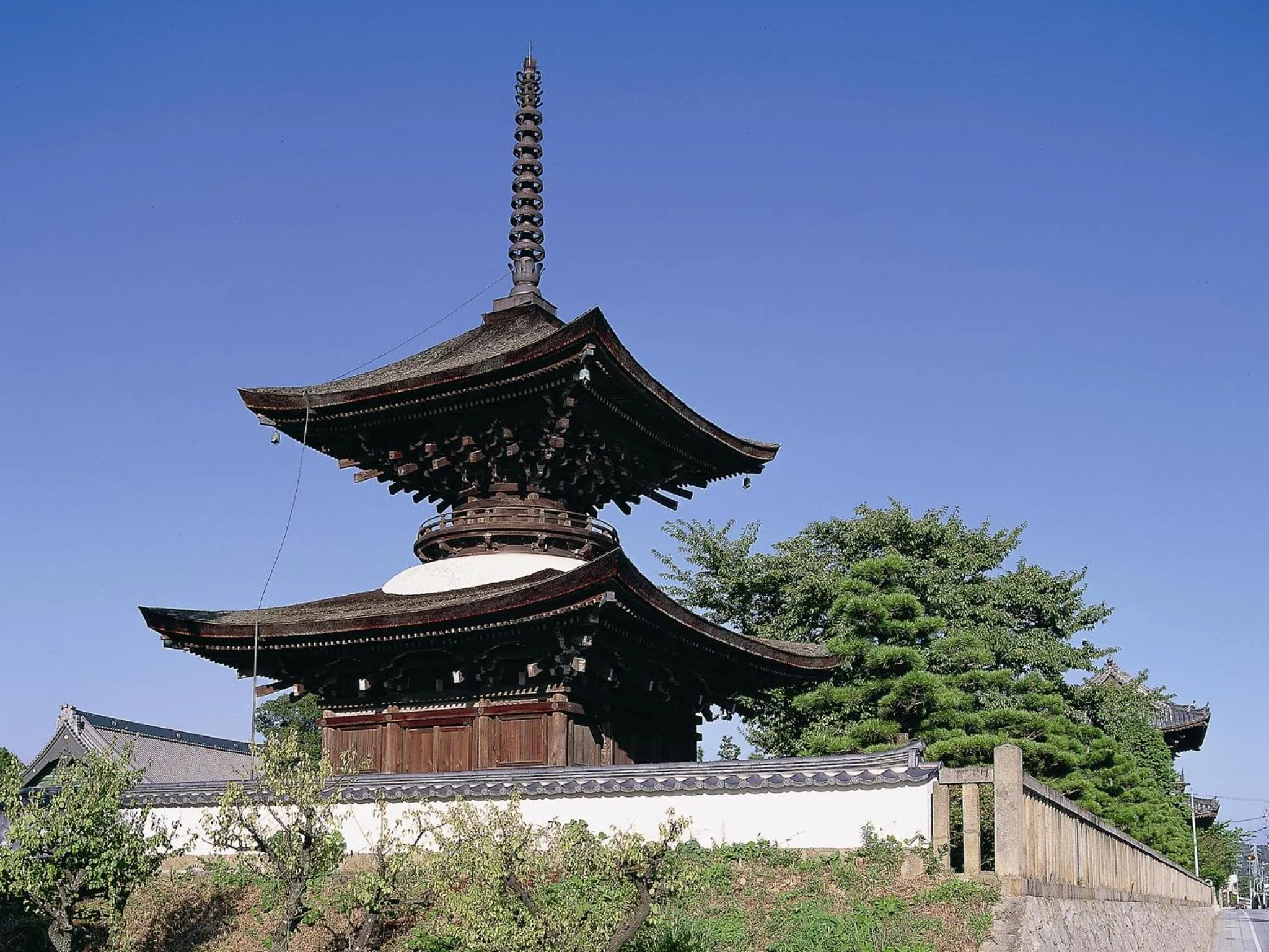 Nearby landmark in Kaze no Tani no Iori