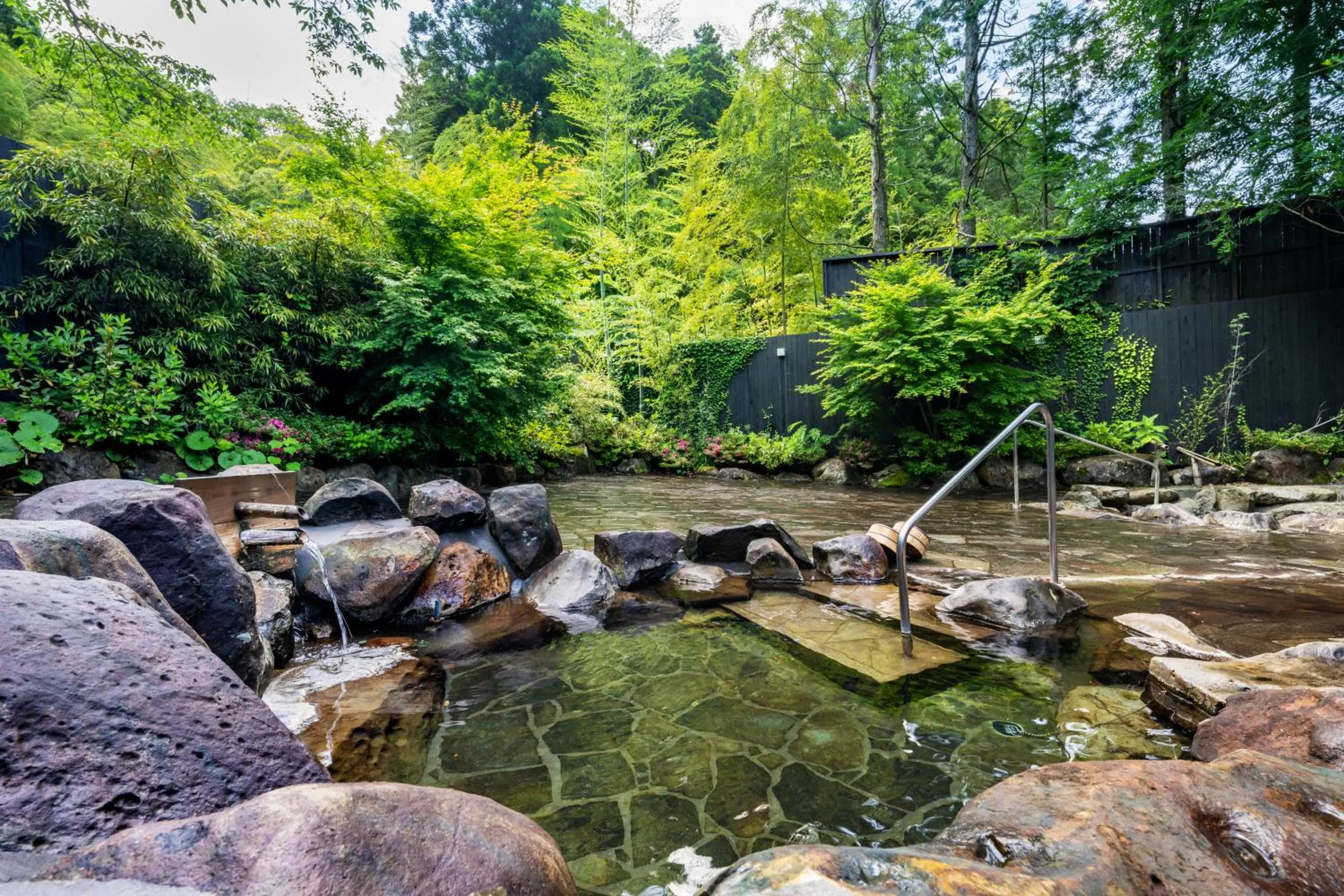 Hot Spring Bath in Tsuwabuki no Hana