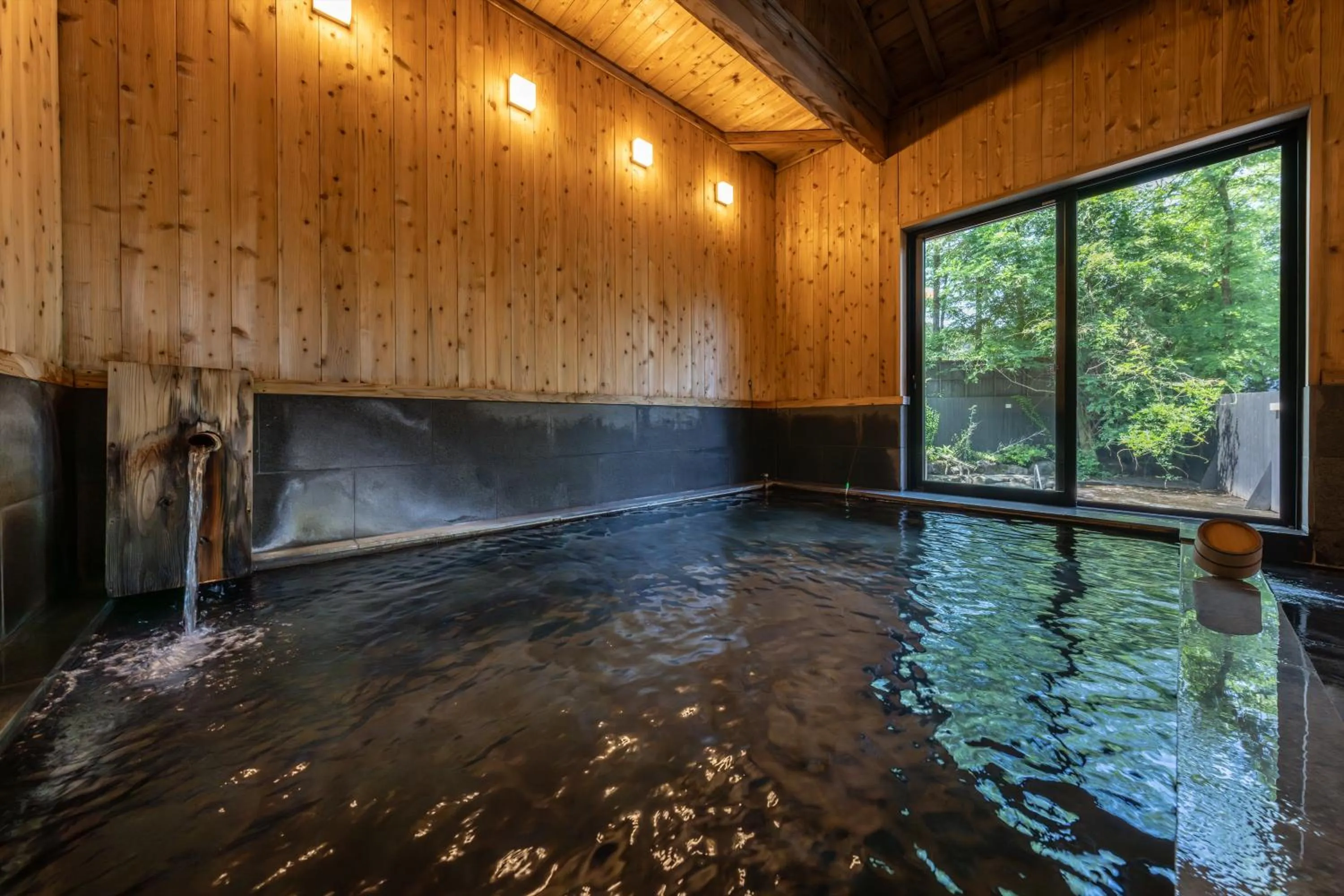 Public Bath in Tsuwabuki no Hana