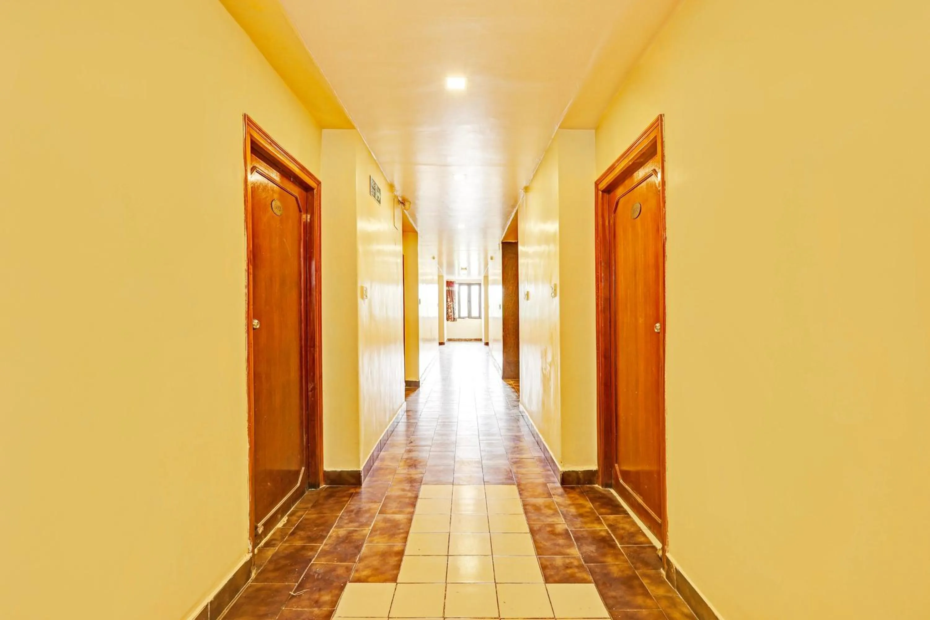 Lobby or reception in Hotel O Gajuwaka Near kurmanpalem Formerly SBT