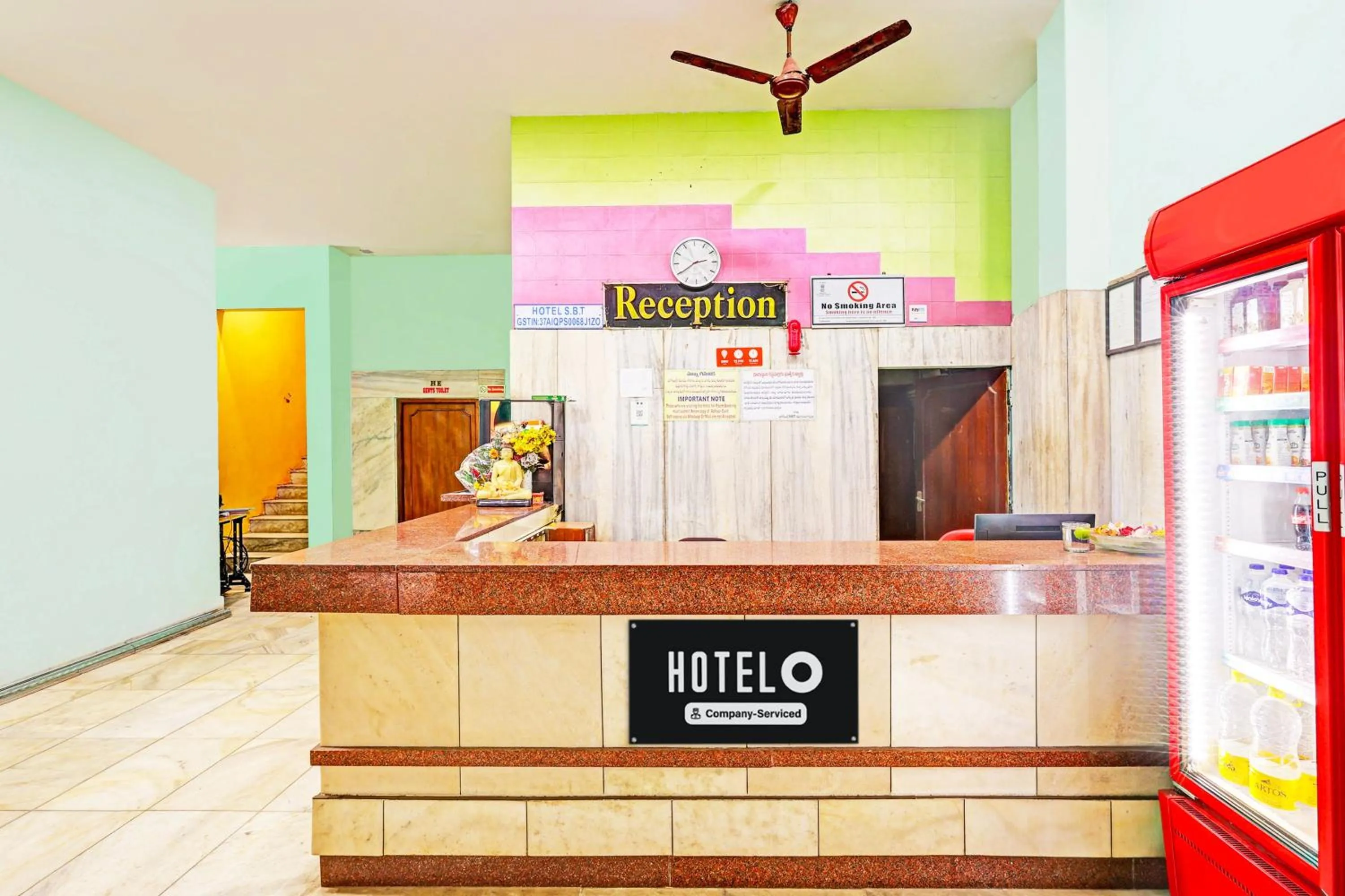 Lobby or reception in Hotel O Gajuwaka Near kurmanpalem Formerly SBT
