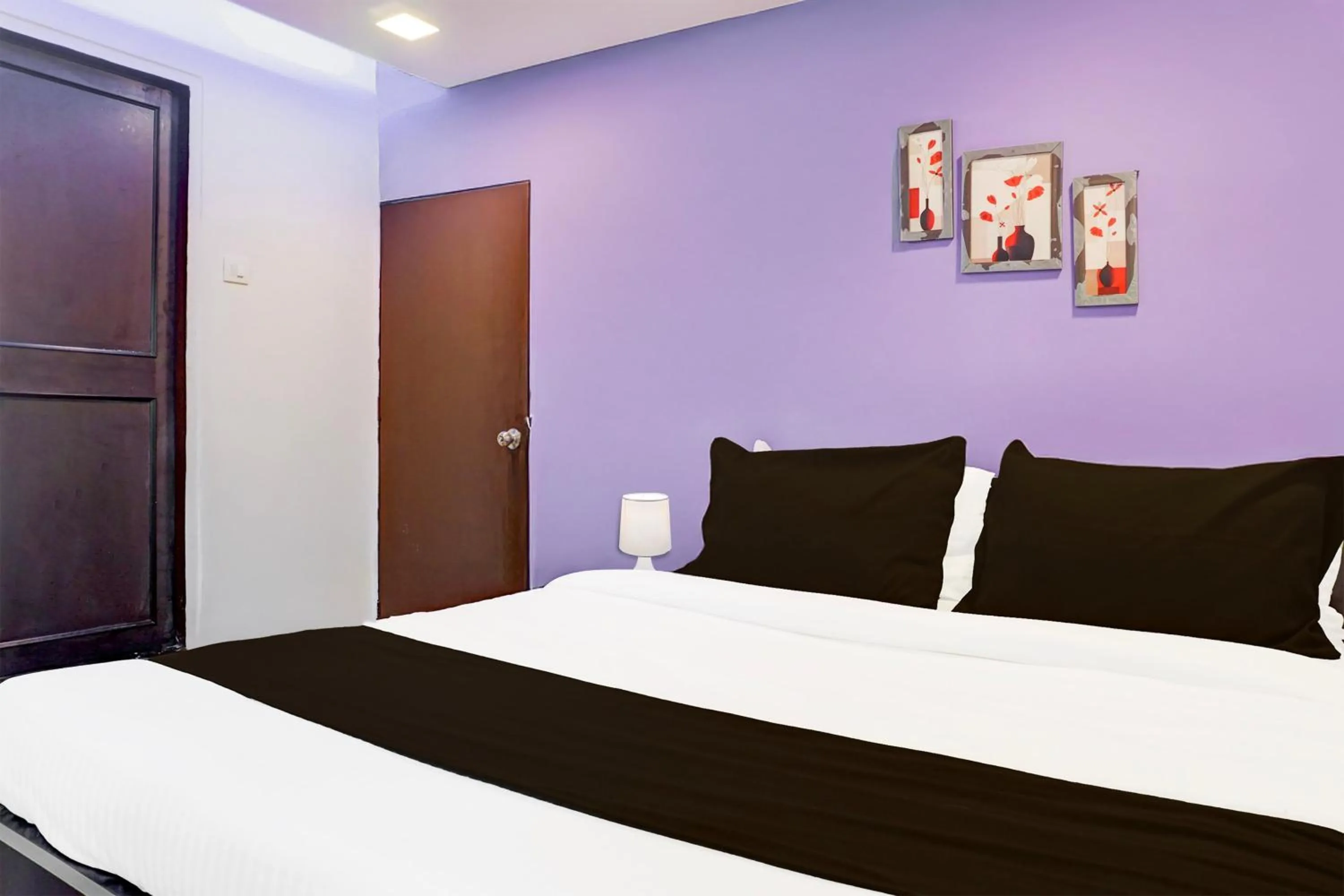 Bedroom, Bed in Super Hotel O Bopodi Near Pune IT Park