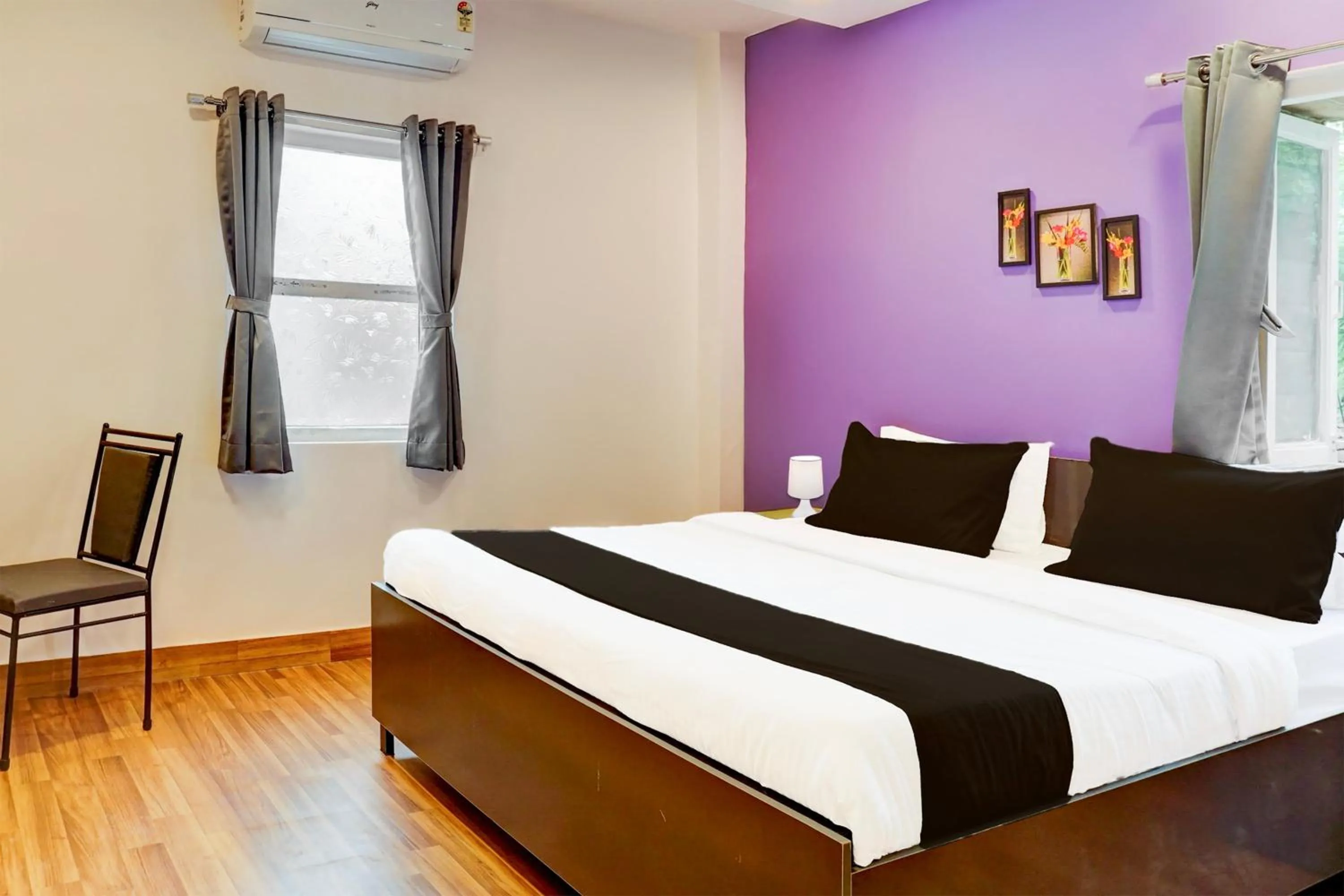 Bedroom, Bed in Super Hotel O Bopodi Near Pune IT Park