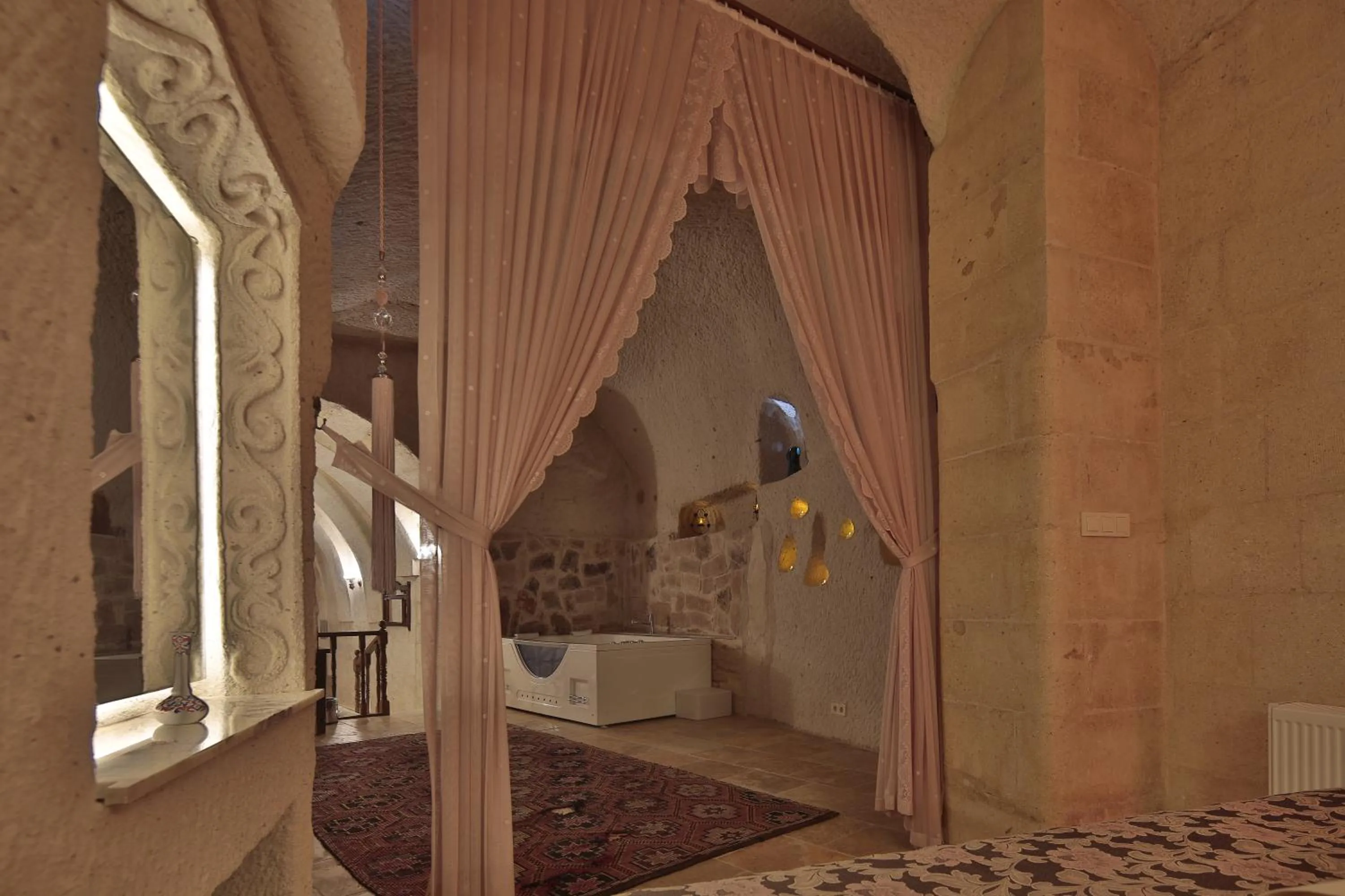 Decorative detail, Bed in My Cave La Maison Du Reve