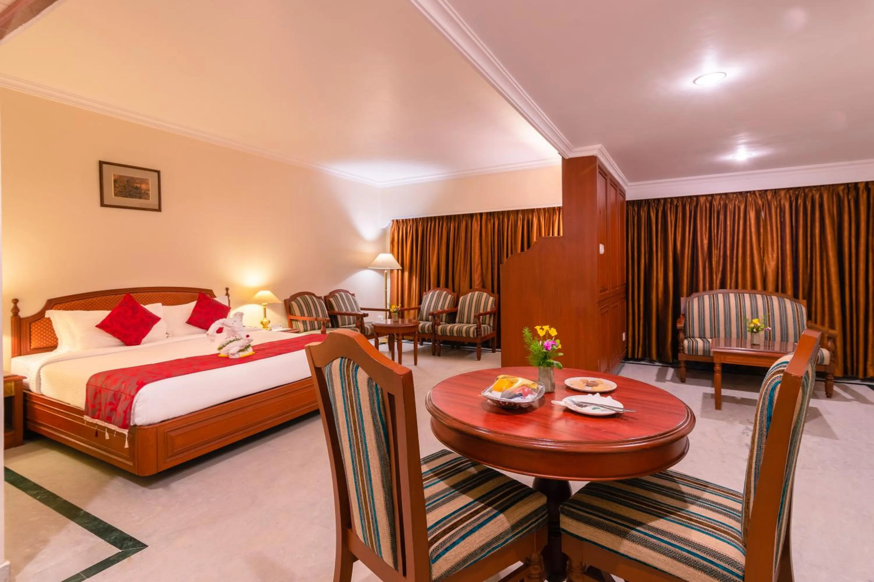 Photo of the whole room, Bed in Hotel Annamalai International