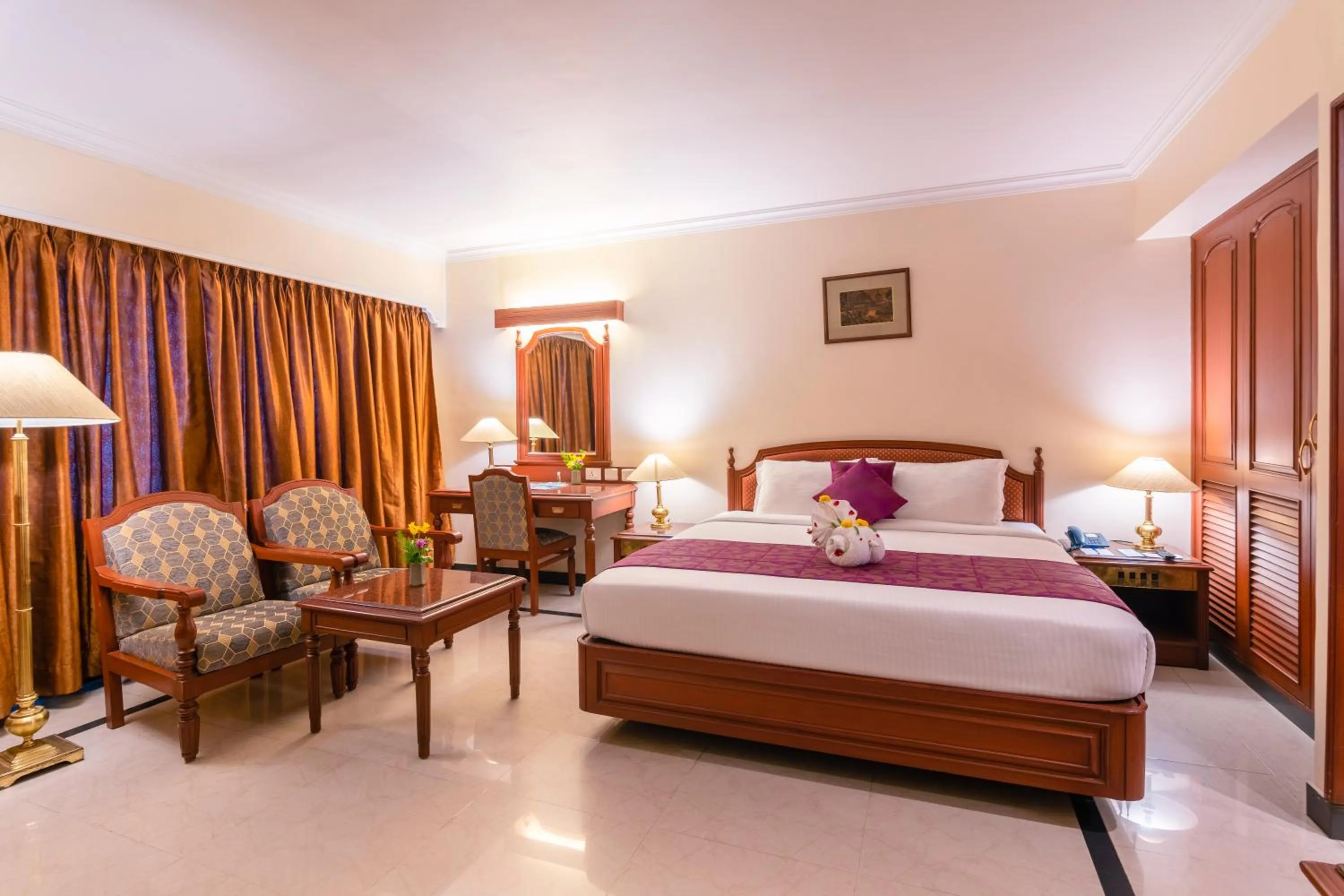 Photo of the whole room, Bed in Hotel Annamalai International