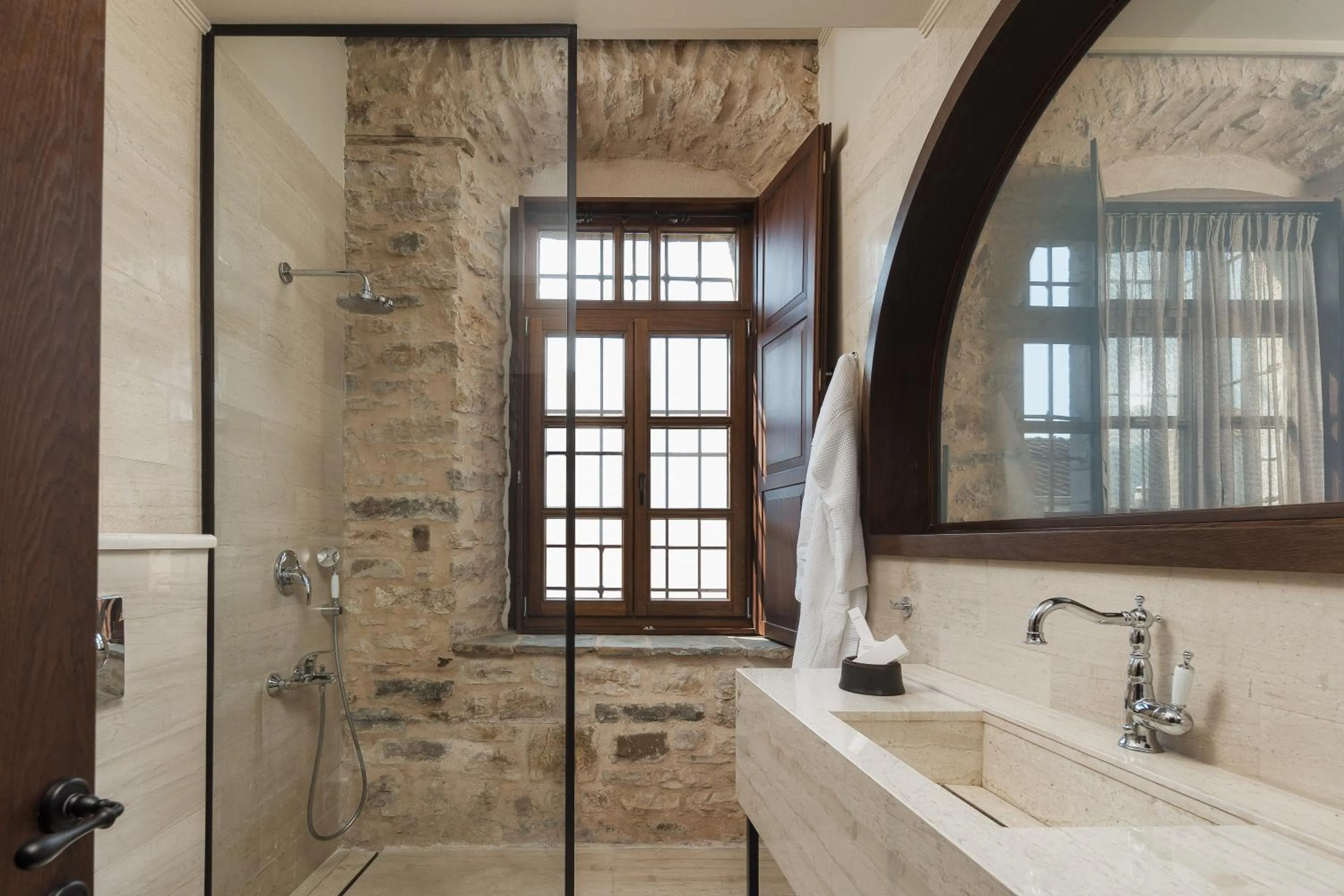 Shower in Stoes Boutique Hotel