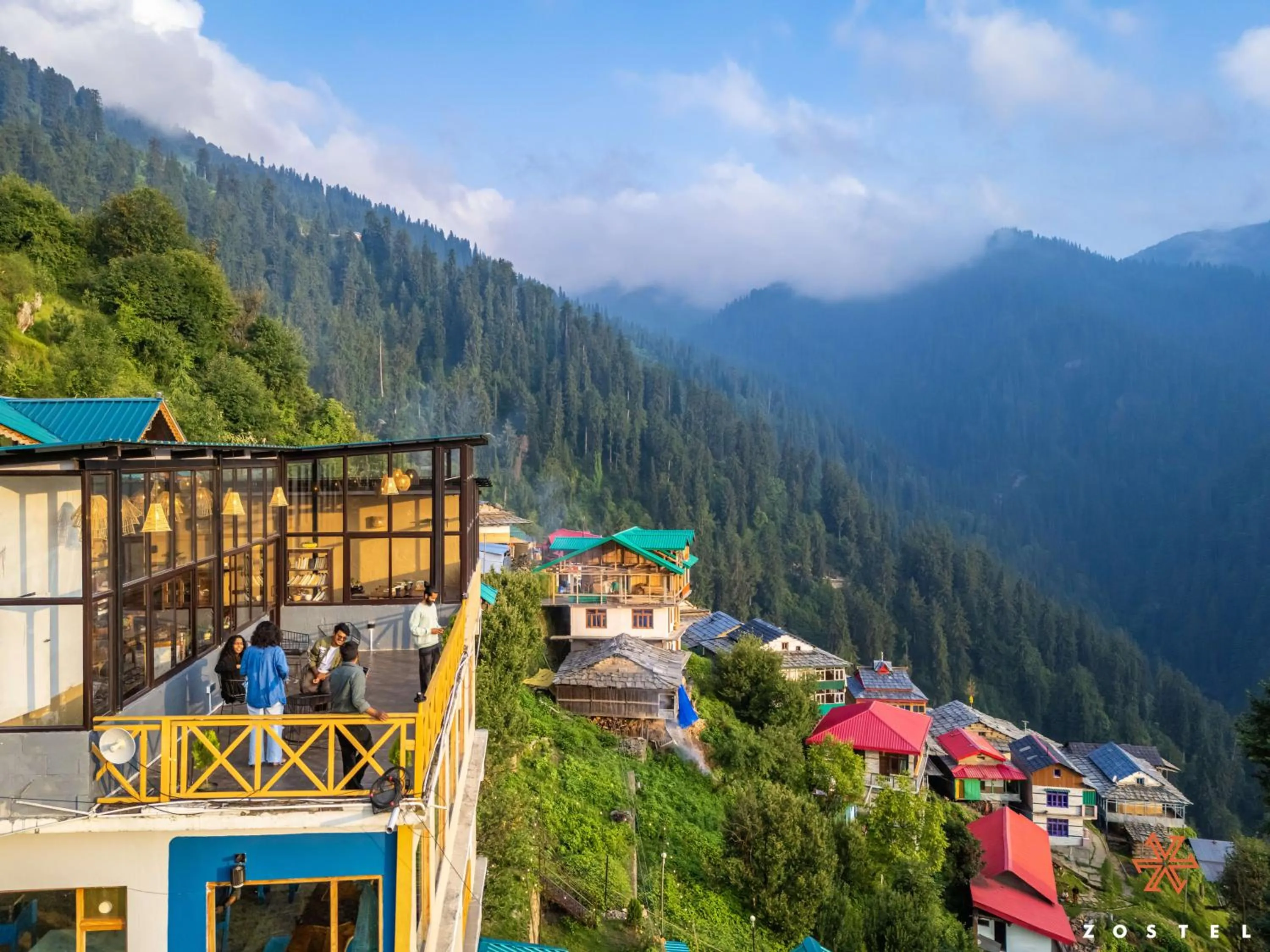 Property building in Zostel Shoja, Jibhi