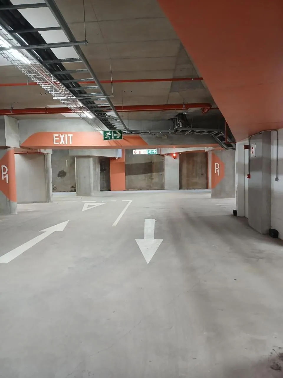 Parking in EIGHTY2 ON M - Fluent Serviced Apartments